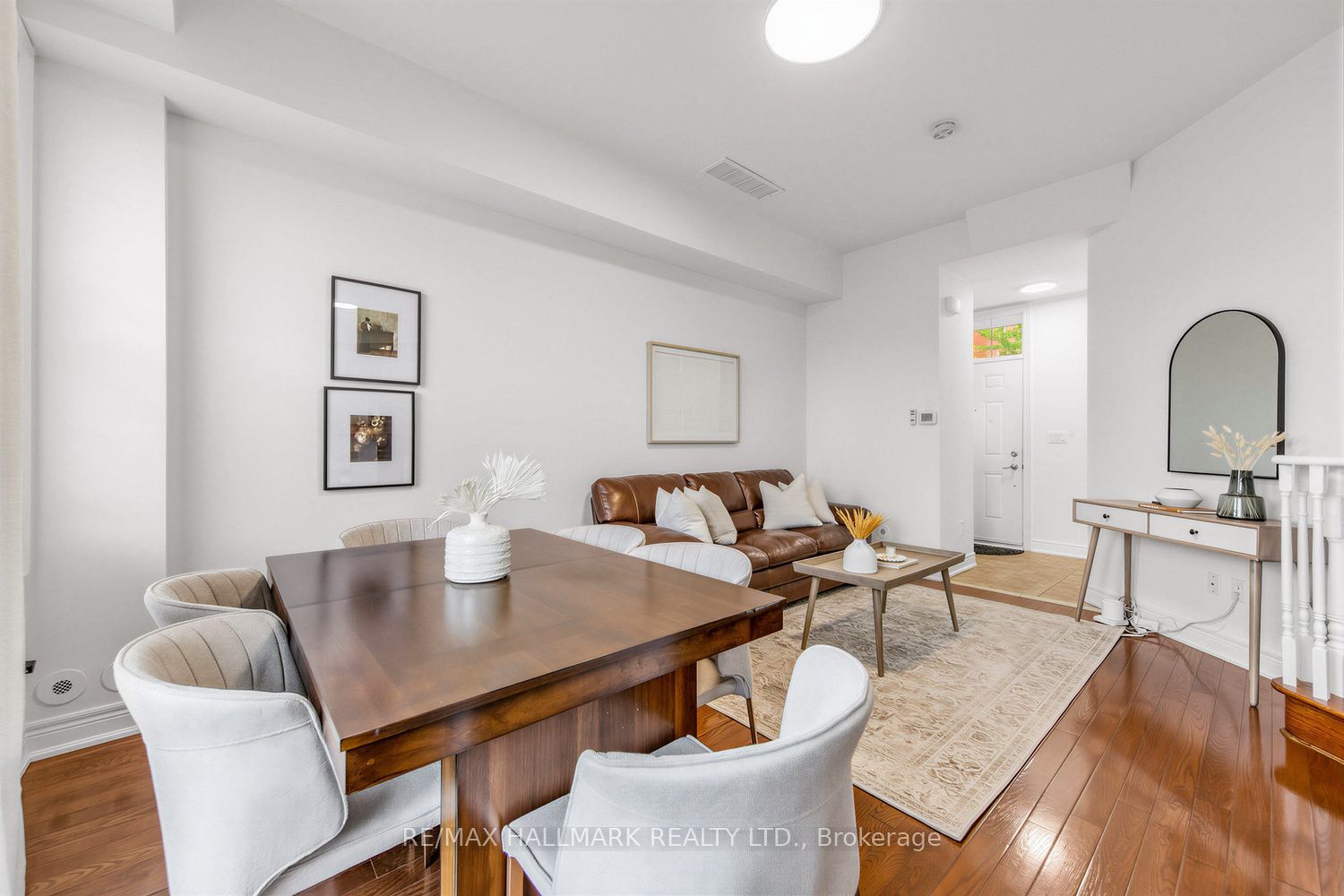 34 Fairhead Mews Property Photo 11