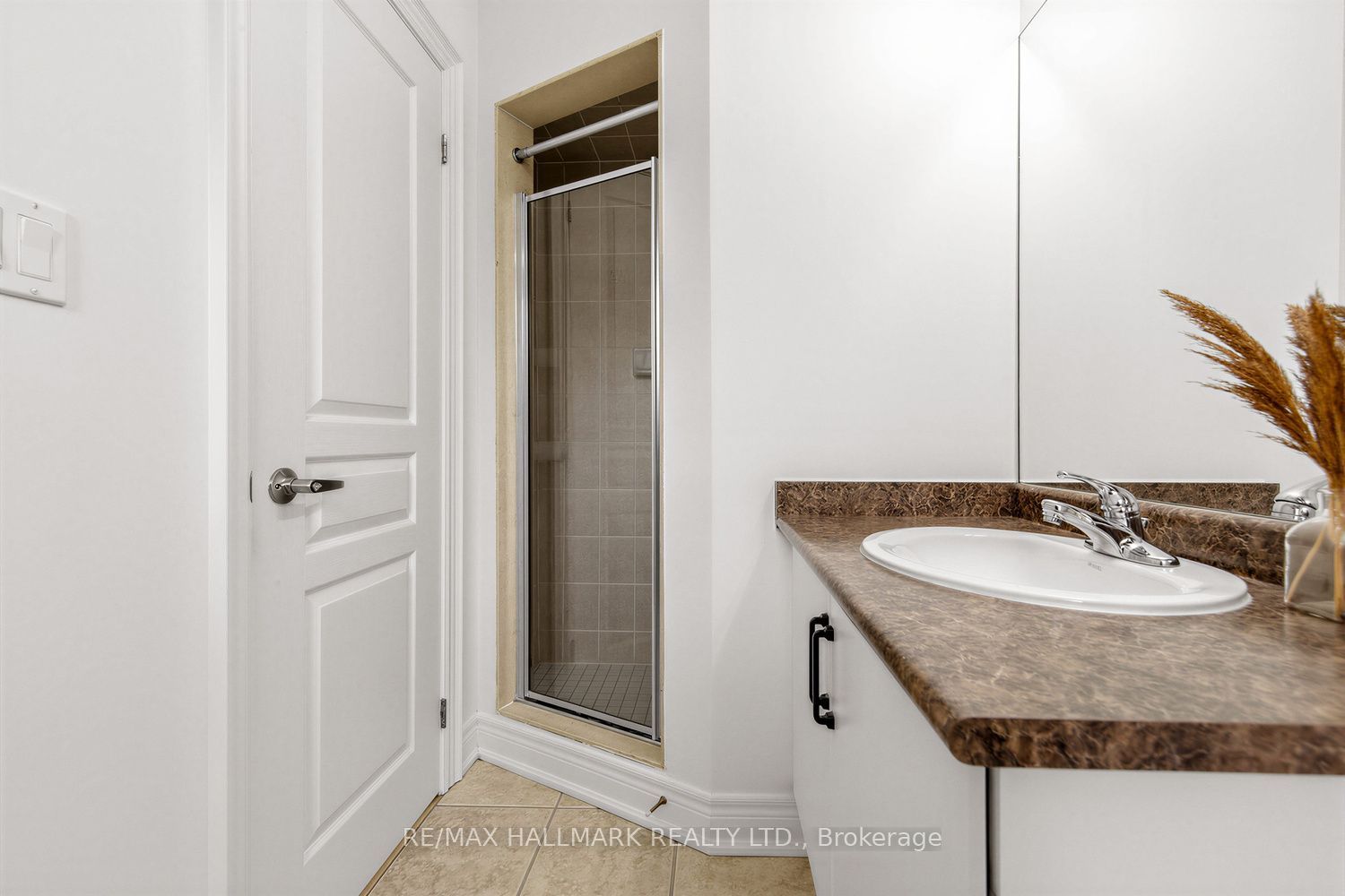 34 Fairhead Mews Property Photo 22