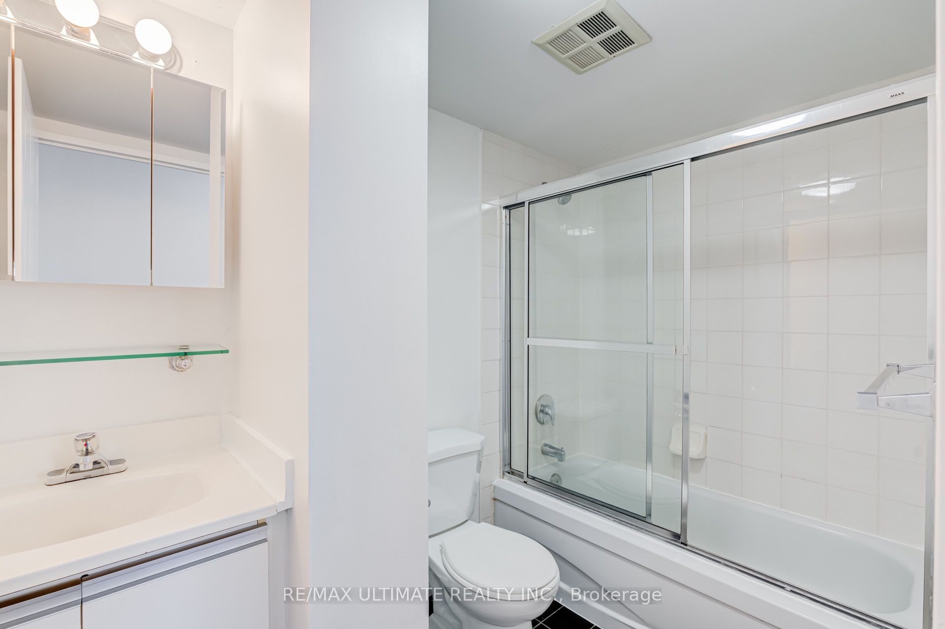 1470 Midland Avenue 601 Property Photo 24