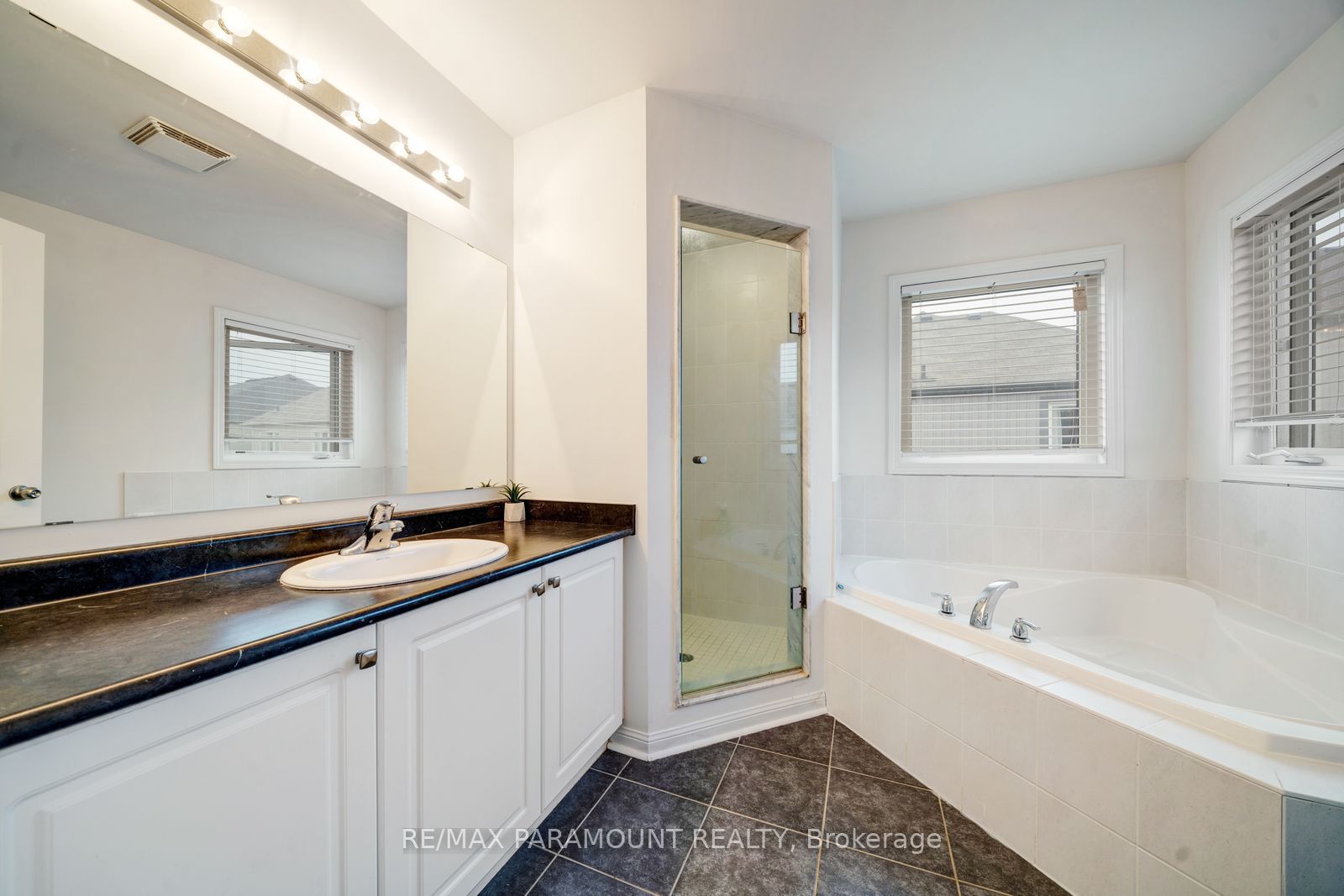 54 Sidney Rundle Avenue Property Photo 32