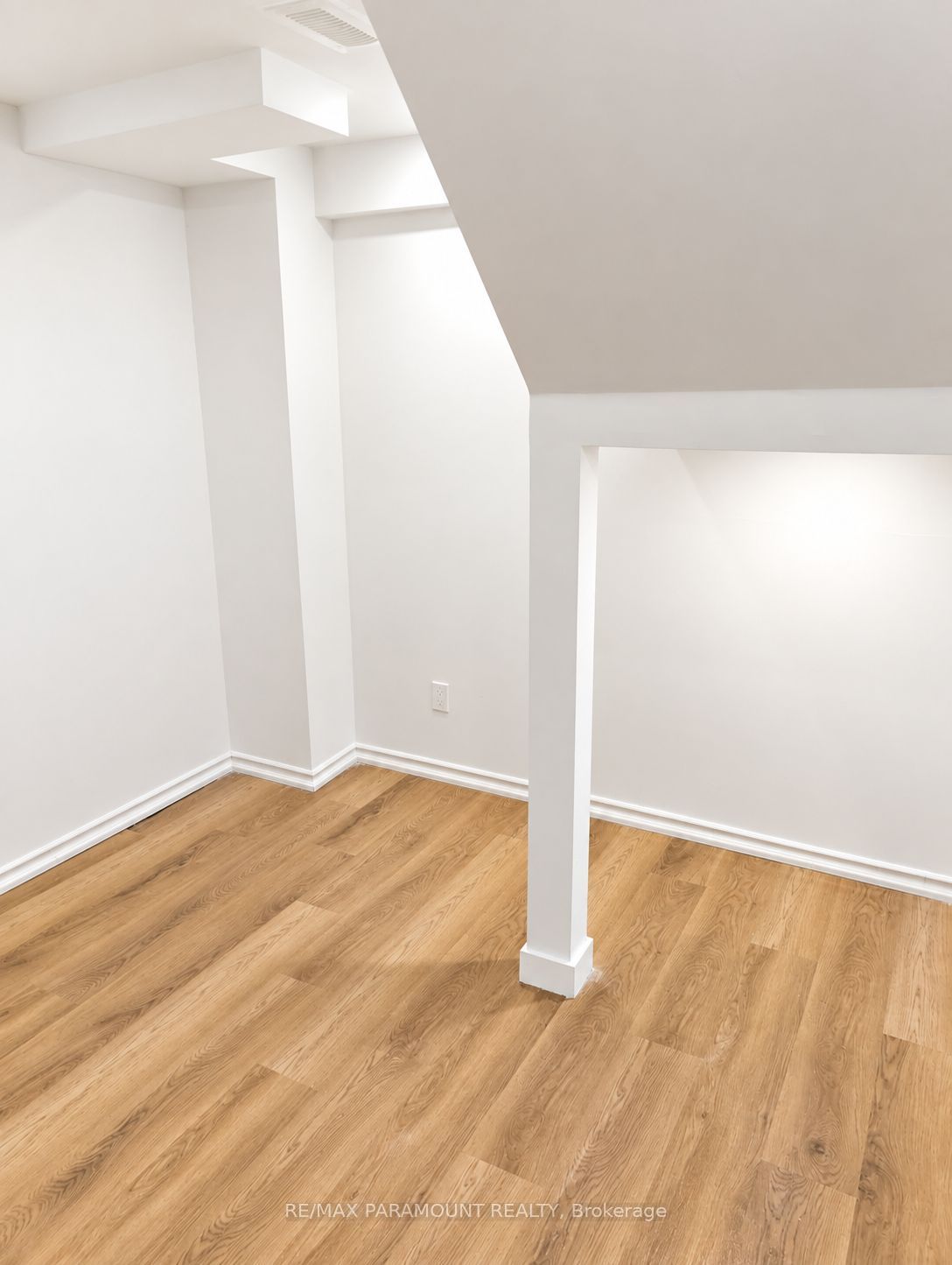 54 Sidney Rundle Avenue Property Photo 45