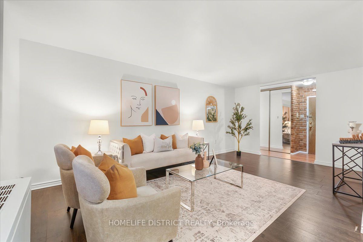 3420 Eglinton Avenue E 404 Property Photo 1