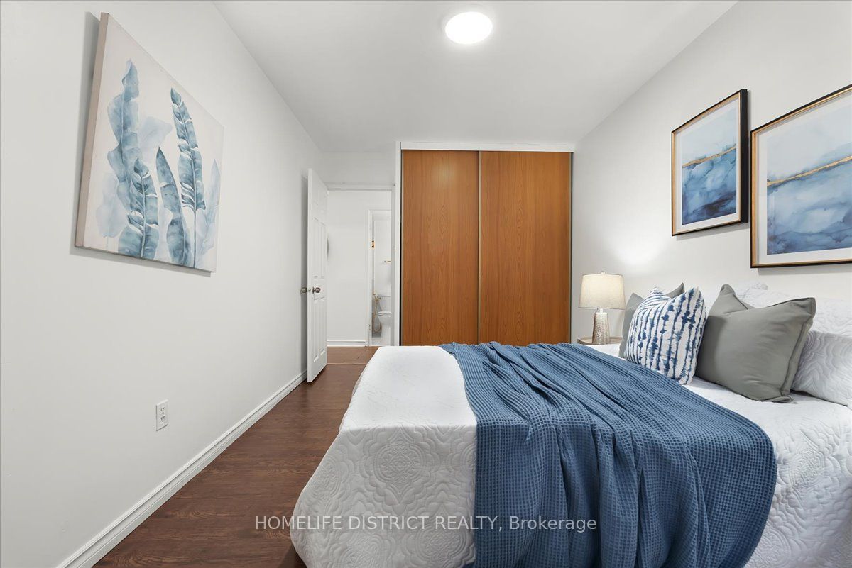 3420 Eglinton Avenue E 404 Property Photo 23