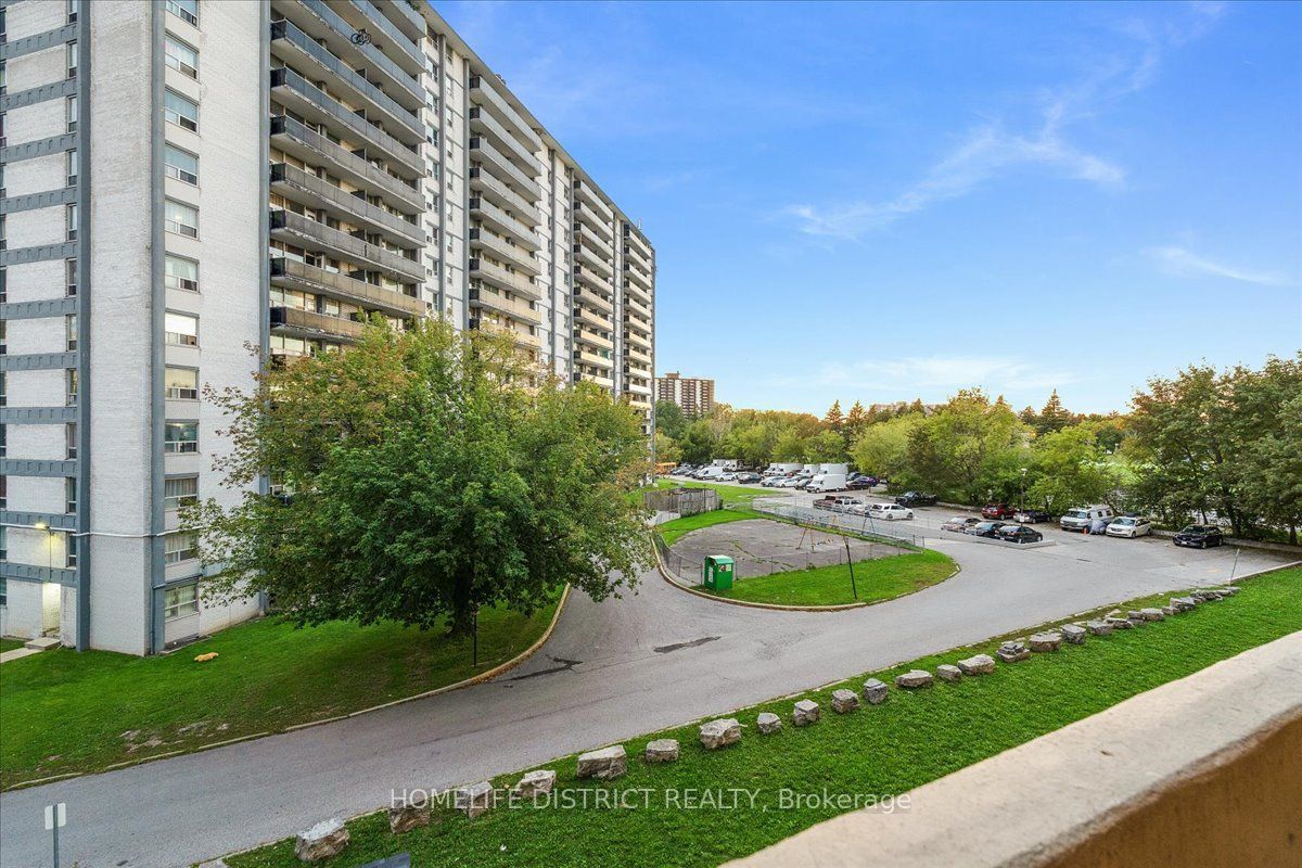 3420 Eglinton Avenue E 404 Property Photo 30