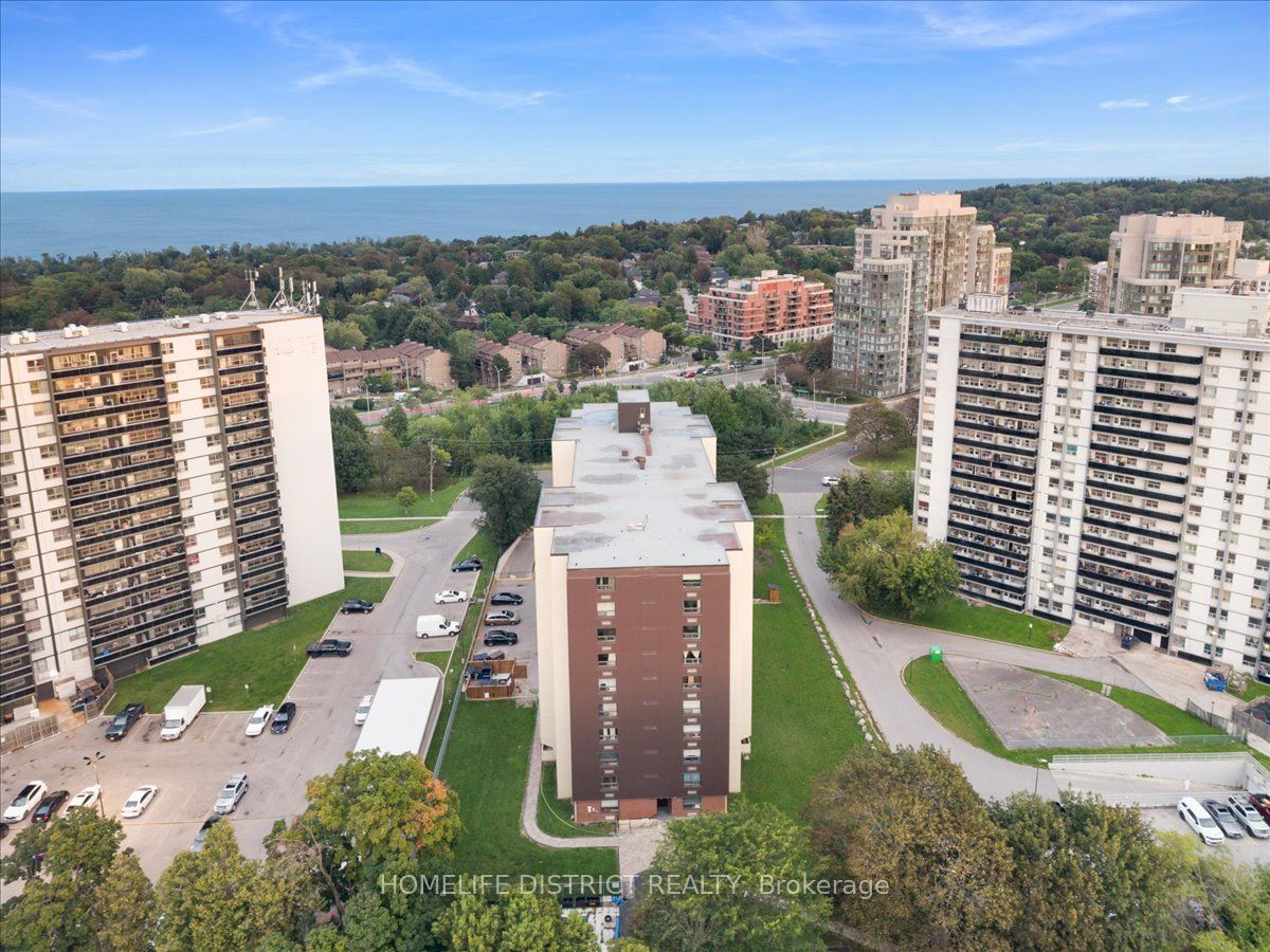 3420 Eglinton Avenue E 404 Property Photo 34