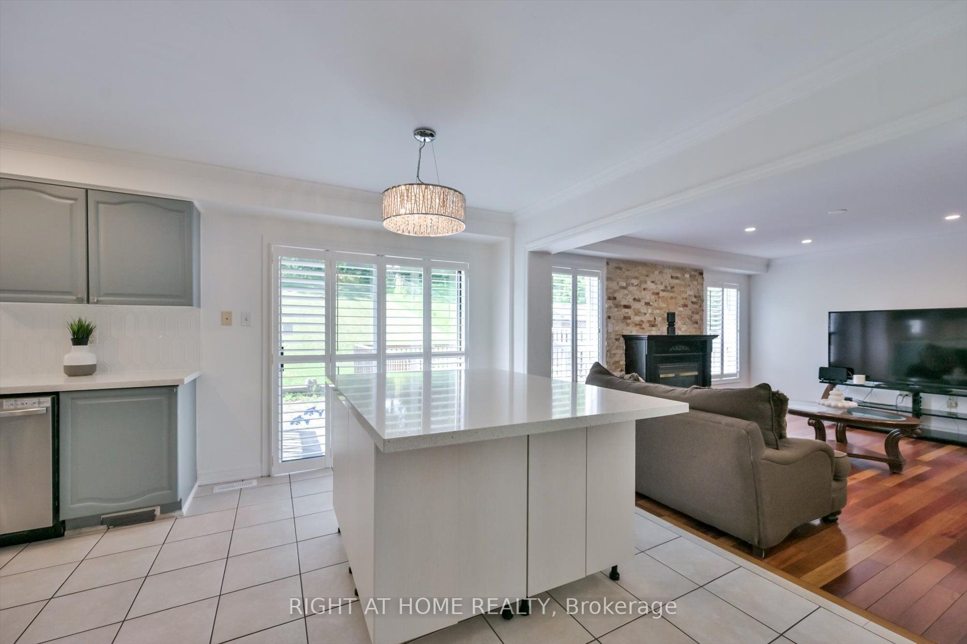 57 Hopkinson Crescent Property Photo 9