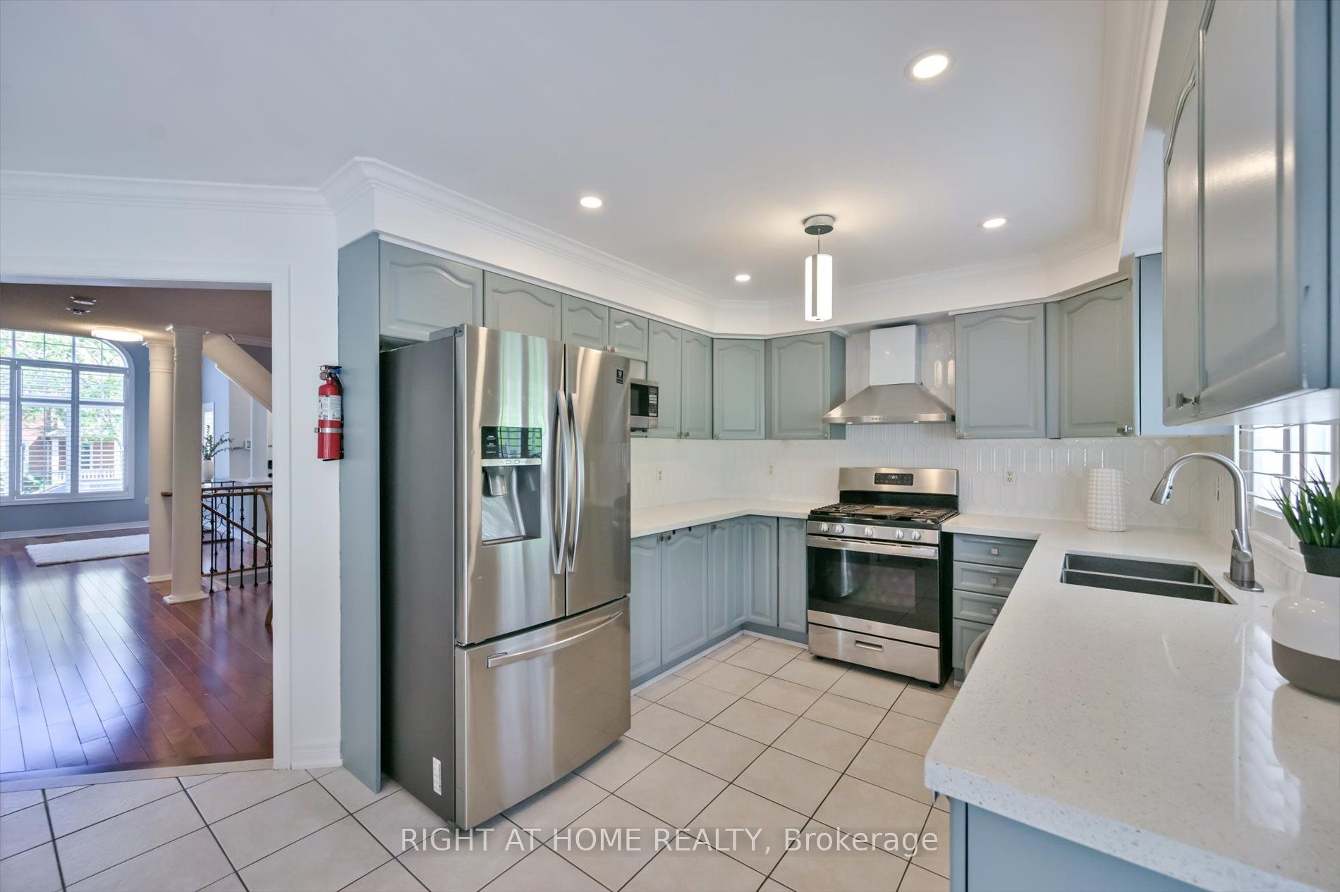 57 Hopkinson Crescent Property Photo 14