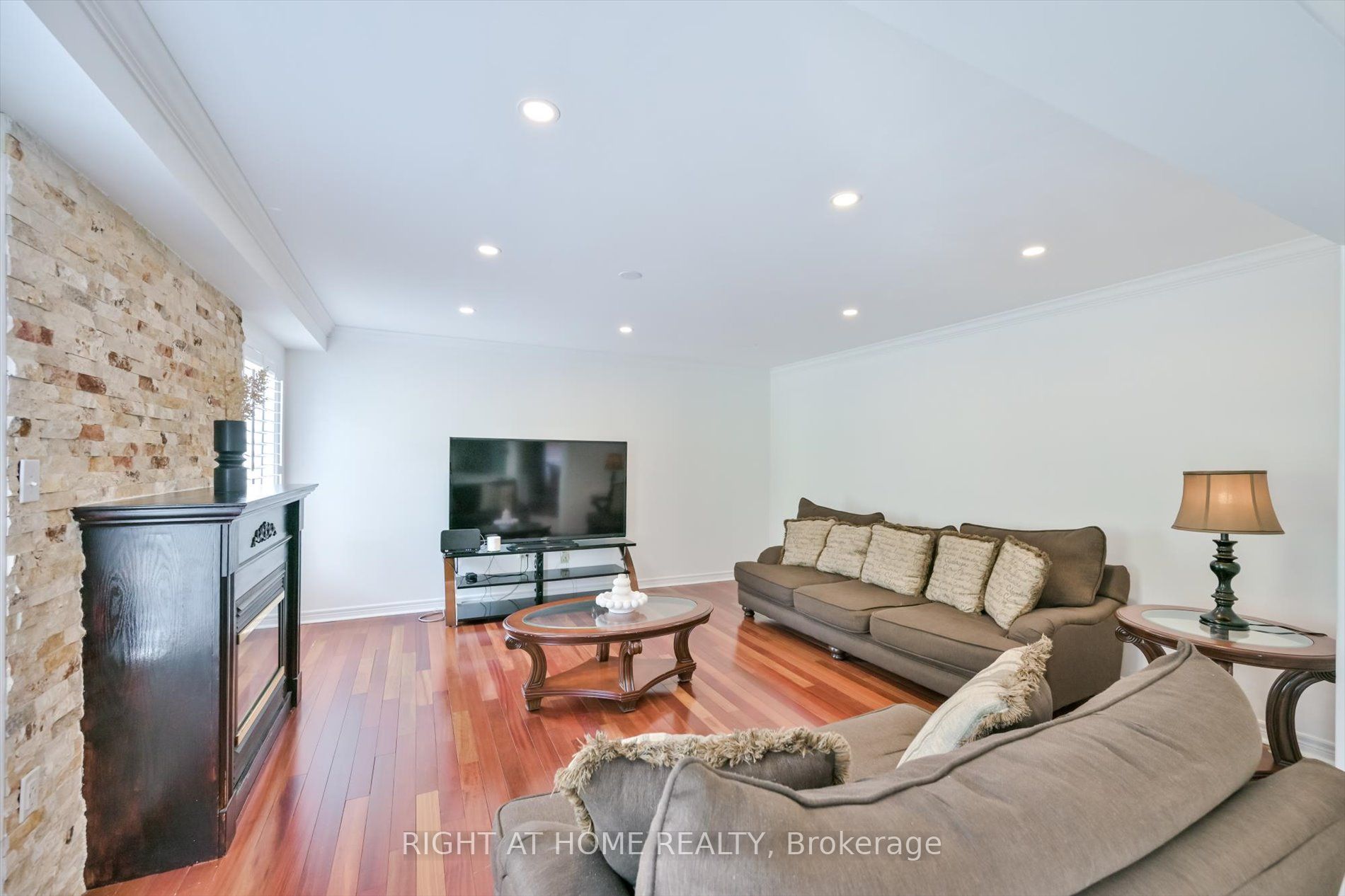 57 Hopkinson Crescent Property Photo 15
