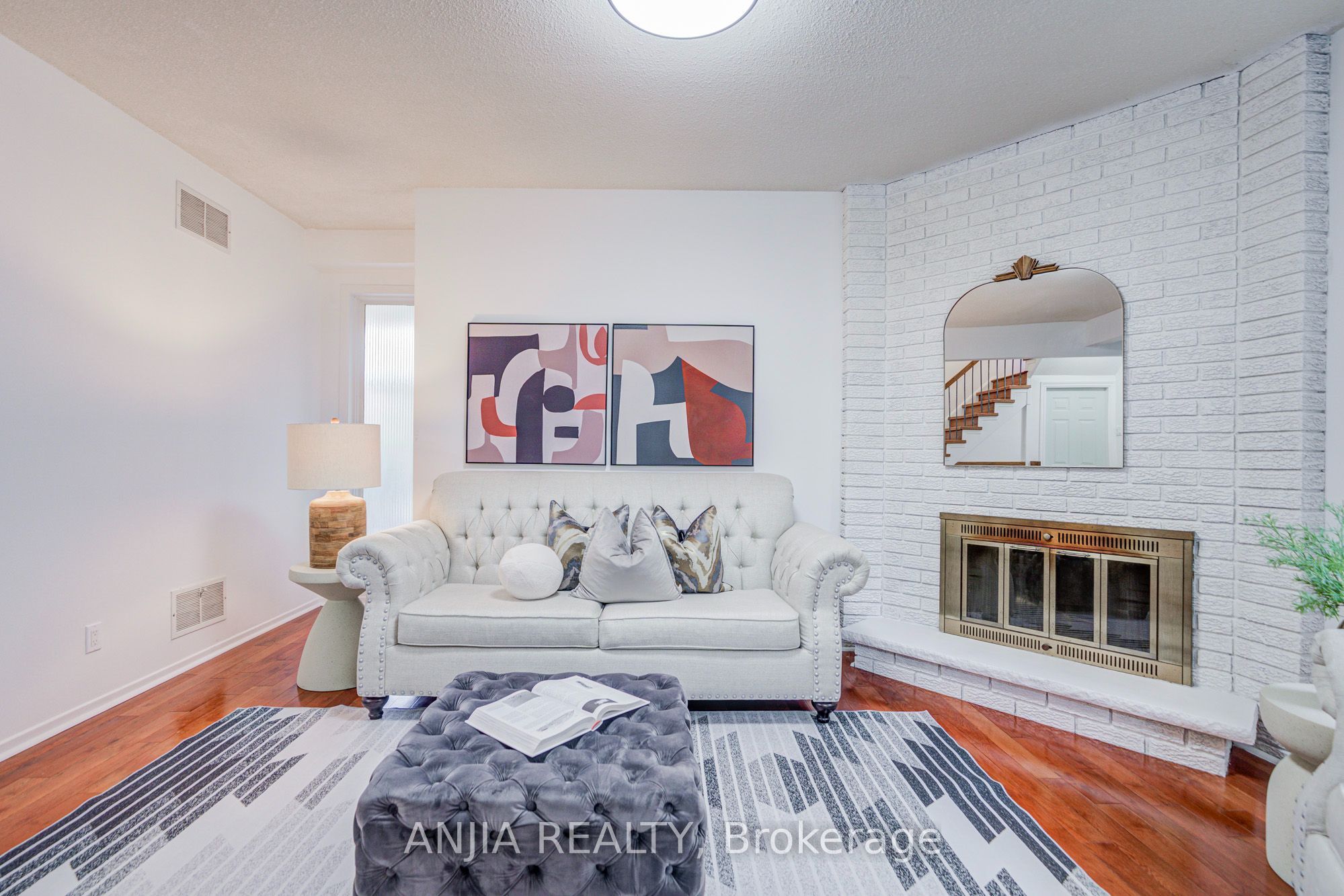 3 Mossbrook Crescent Property Photo 9