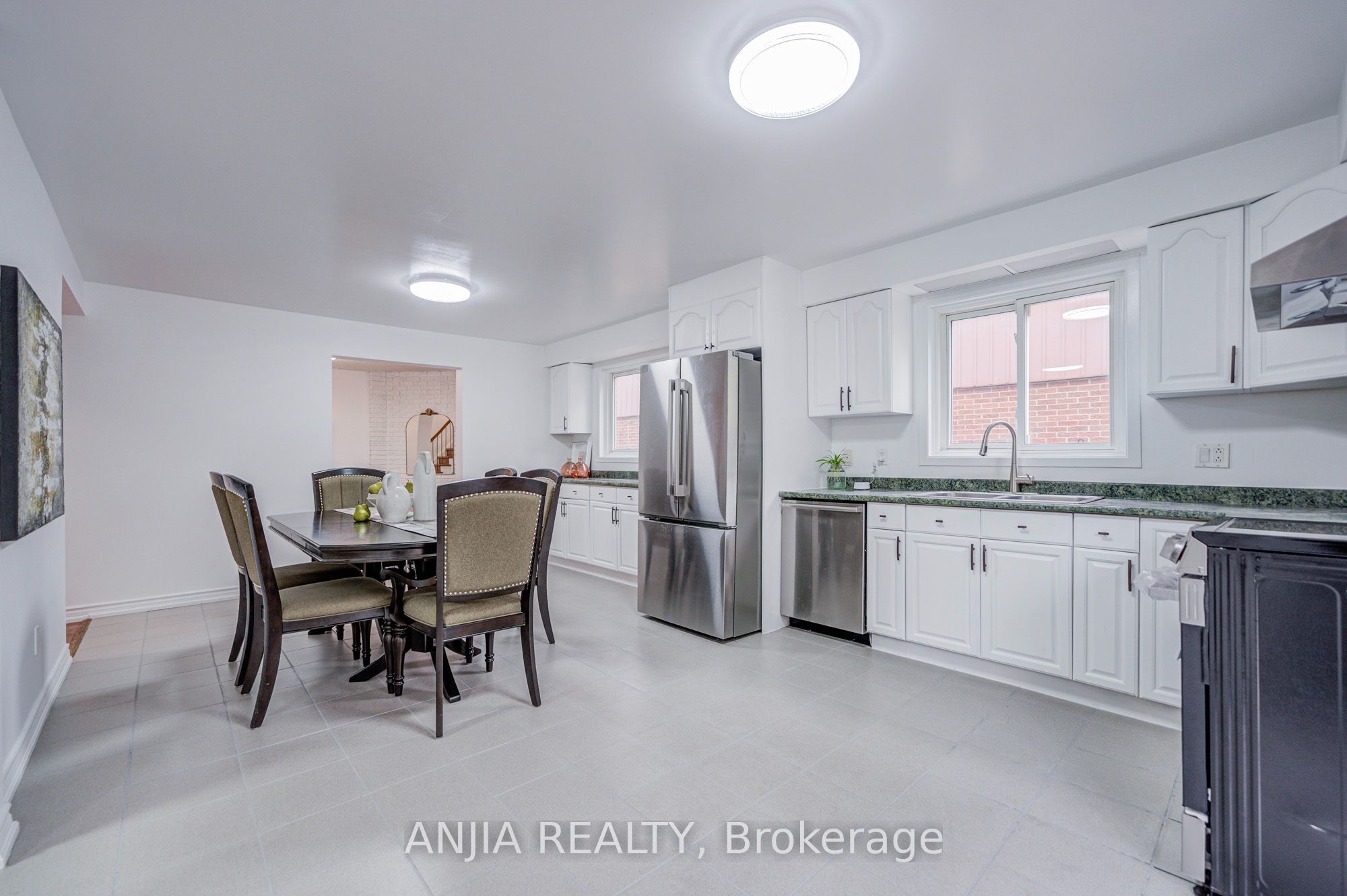 3 Mossbrook Crescent Property Photo 14