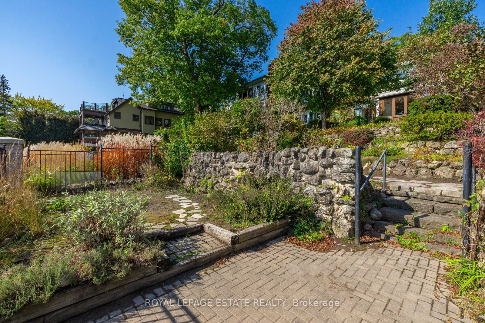 422 Lake Front Property Photo 9