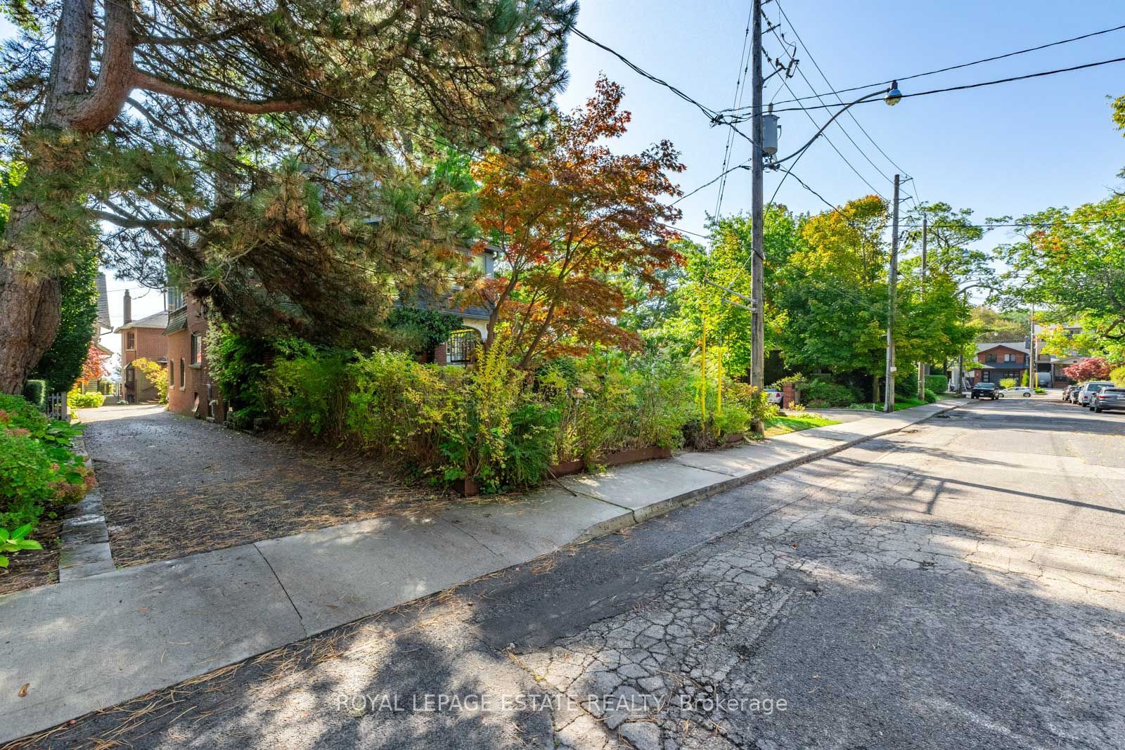 422 Lake Front Property Photo 14