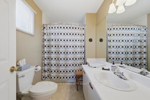 5 Lofthouse Drive Property Photo 14
