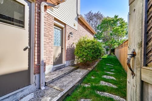 5 Lofthouse Drive Property Photo 35