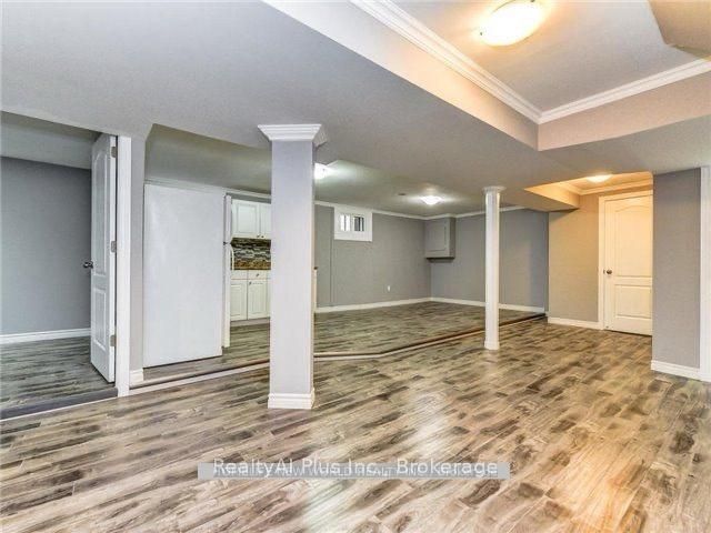 137 Banting Avenue Property Photo 35