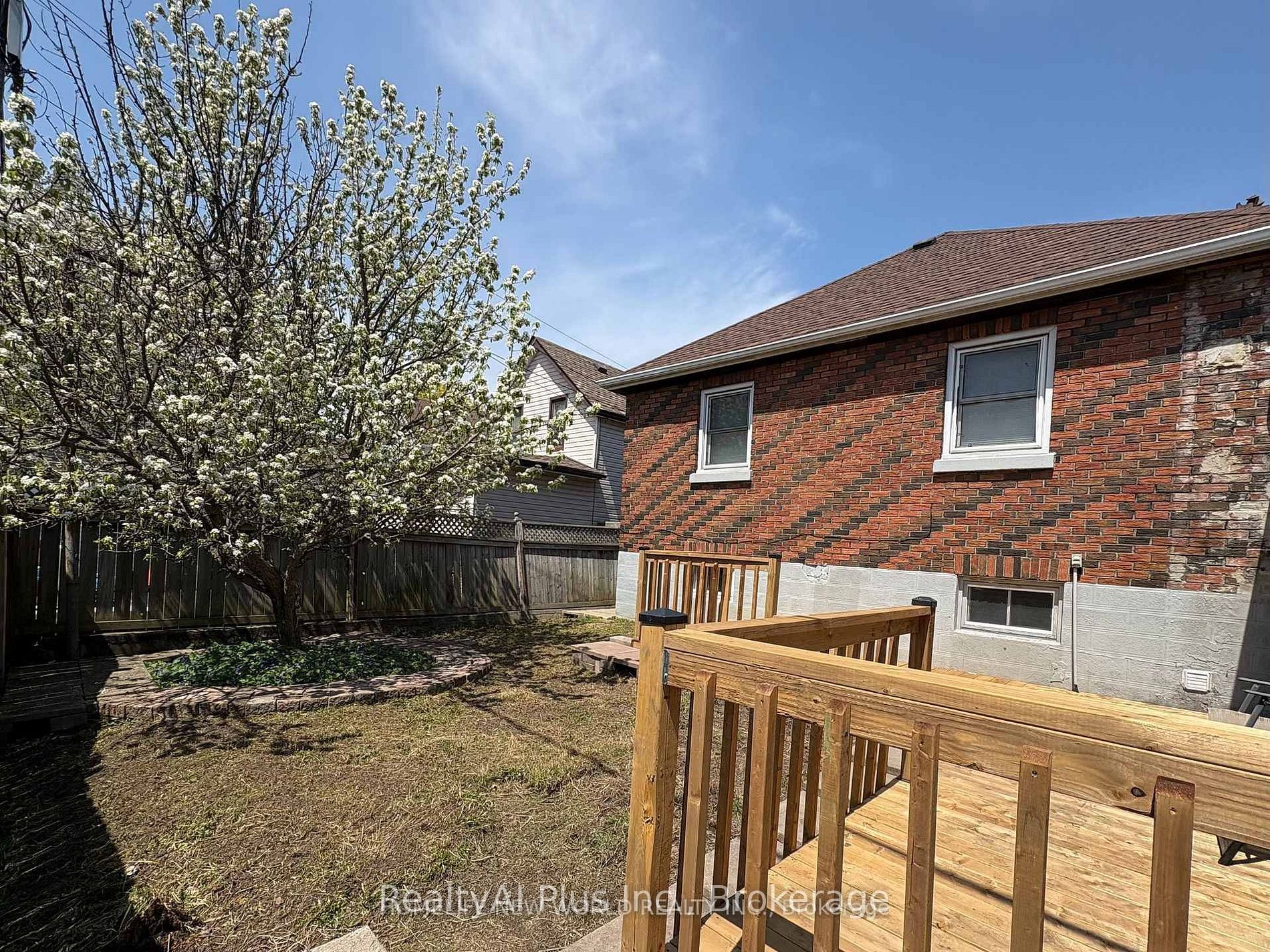137 Banting Avenue Property Photo 42