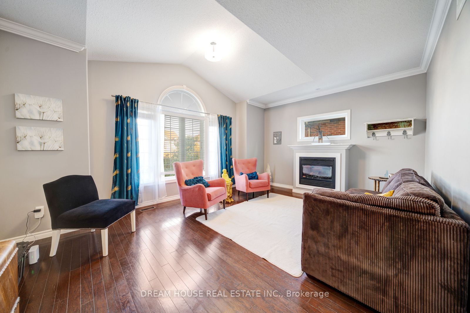 186 Fenning Drive Property Photo 6