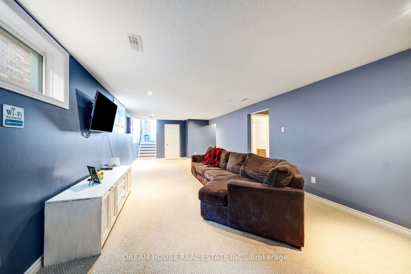 186 Fenning Drive Property Photo 22