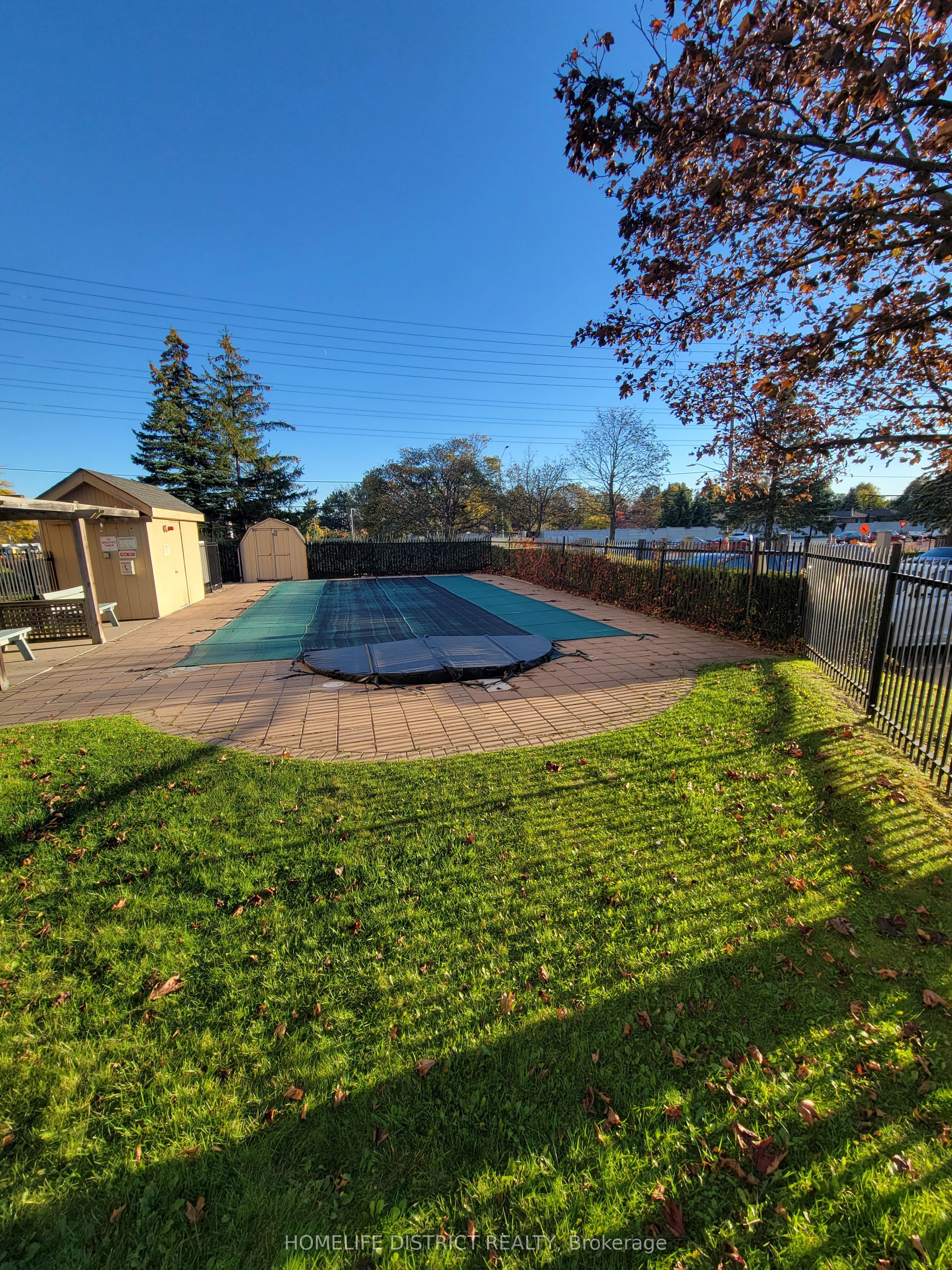 2 Westney Road N 305 Property Photo 12