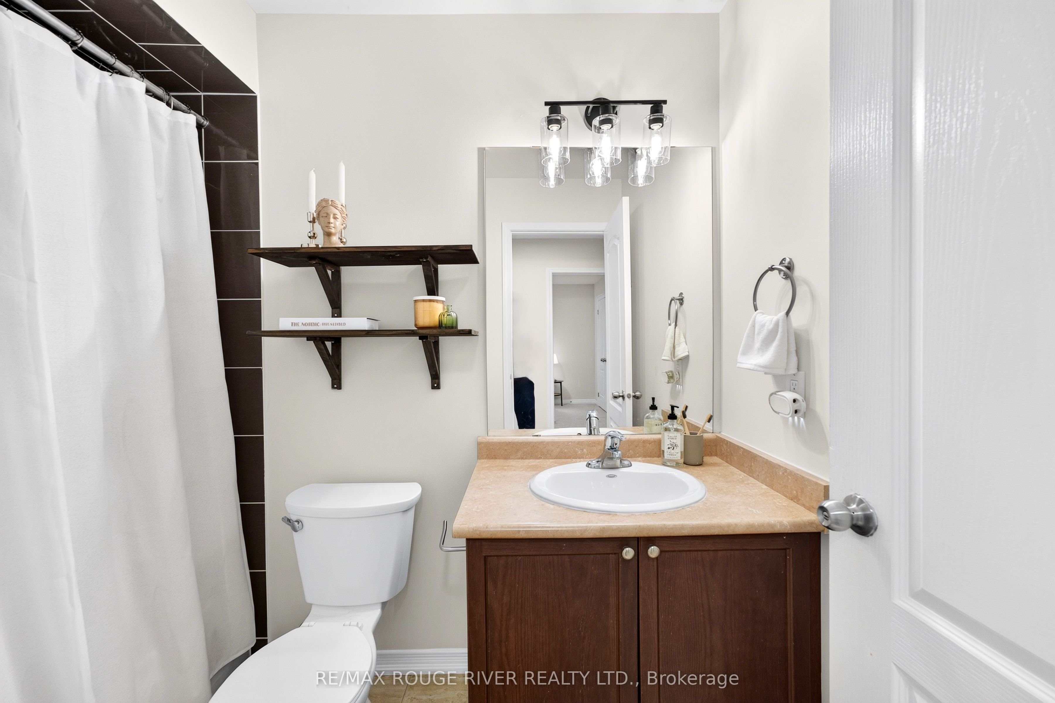 1510 Elmsley Drive Property Photo 24
