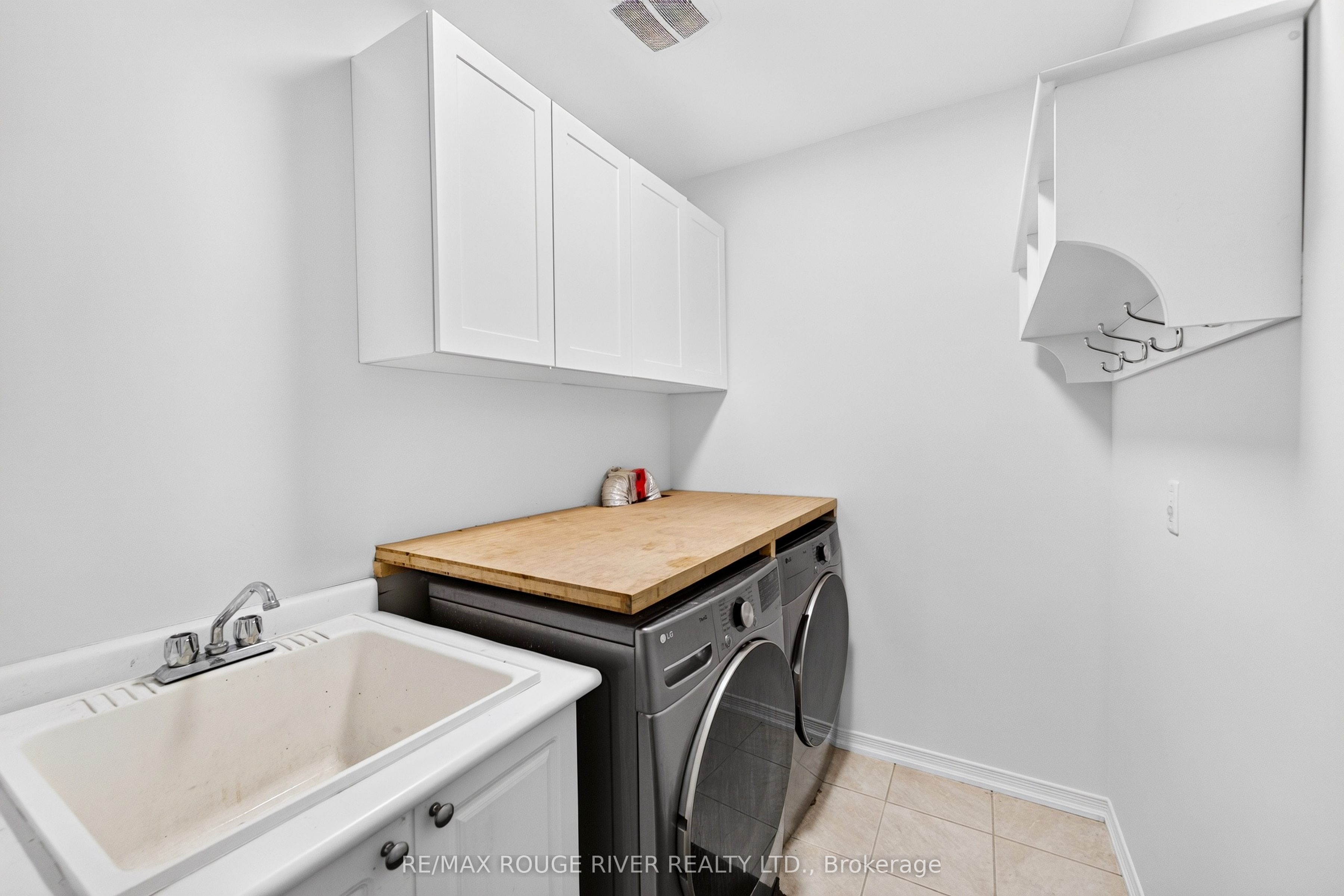 1510 Elmsley Drive Property Photo 29
