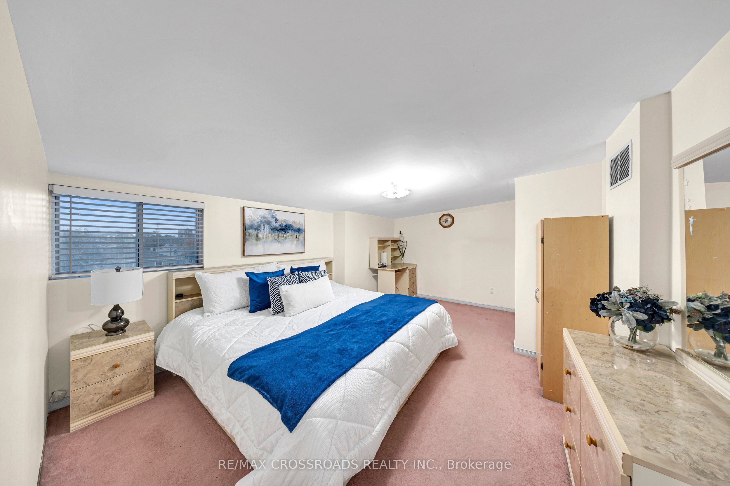 592a Danforth Road Property Photo 32