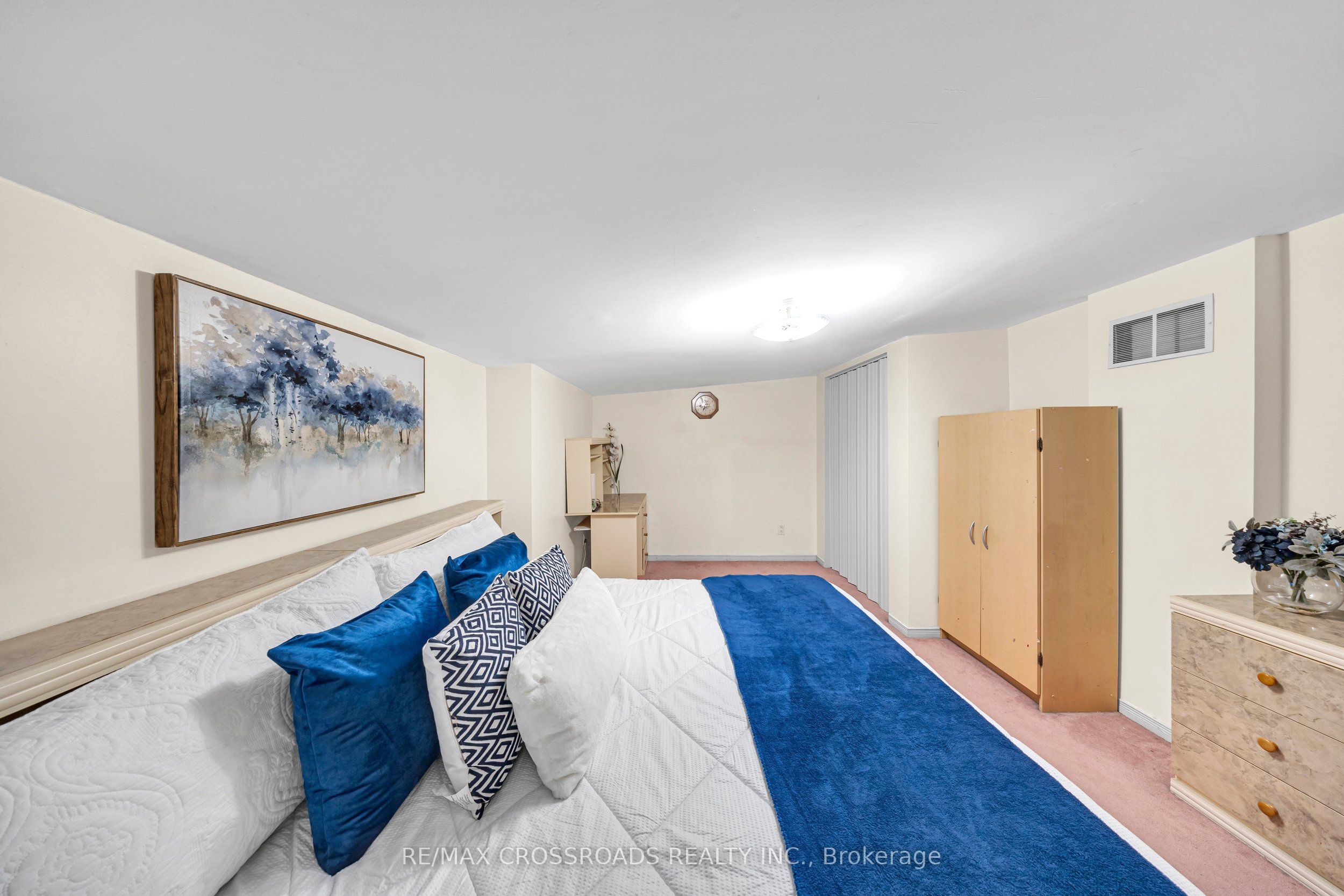 592a Danforth Road Property Photo 33