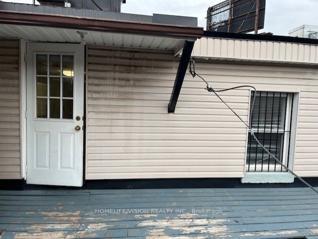 443 Danforth Avenue Property Photo 10