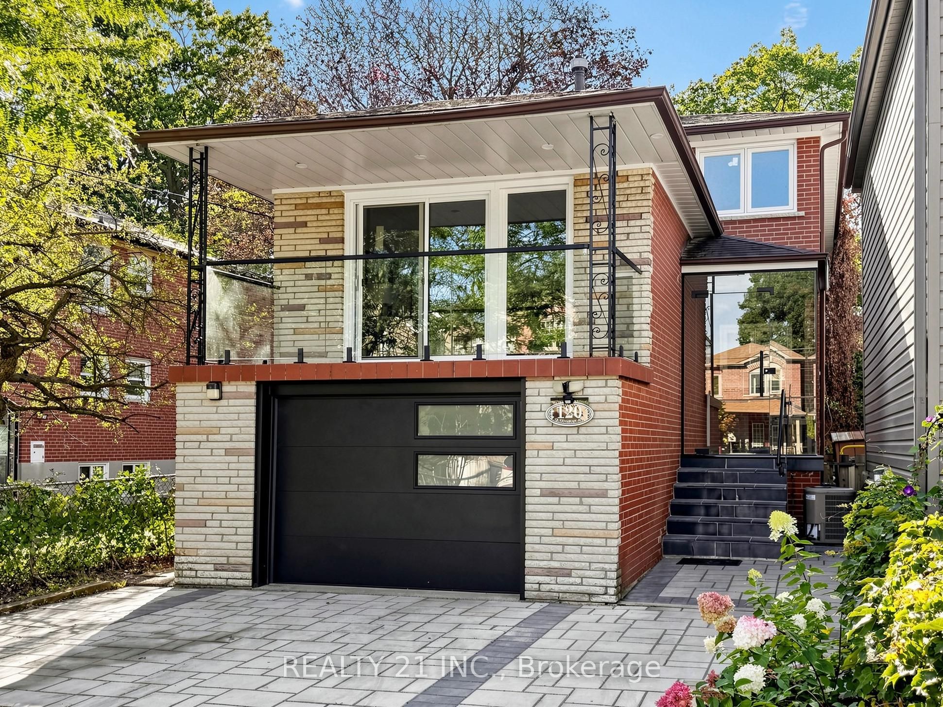 120 Queensbury Avenue Property Photo 2