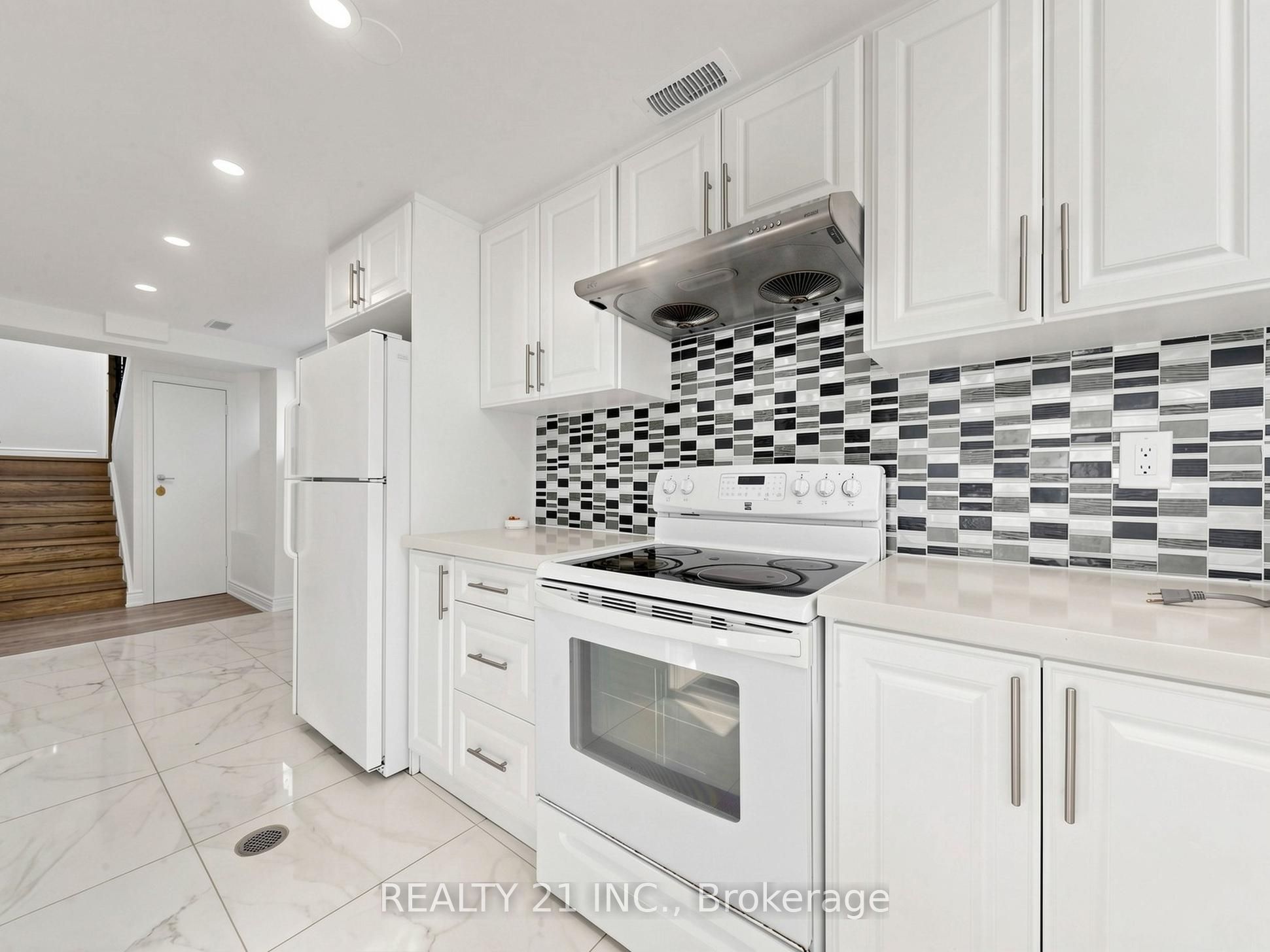 120 Queensbury Avenue Property Photo 36