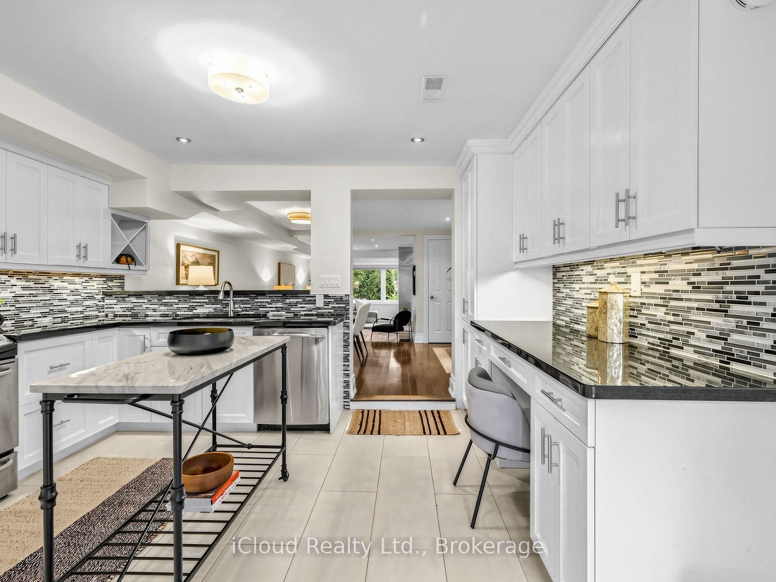 54 Arundel Avenue Property Photo 22