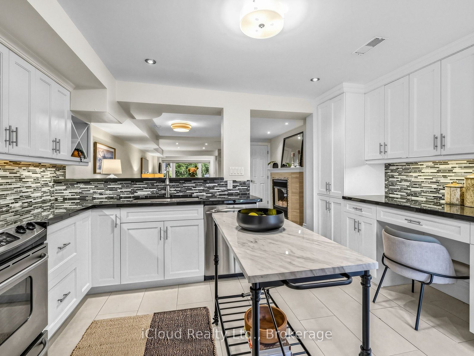 54 Arundel Avenue Property Photo 23
