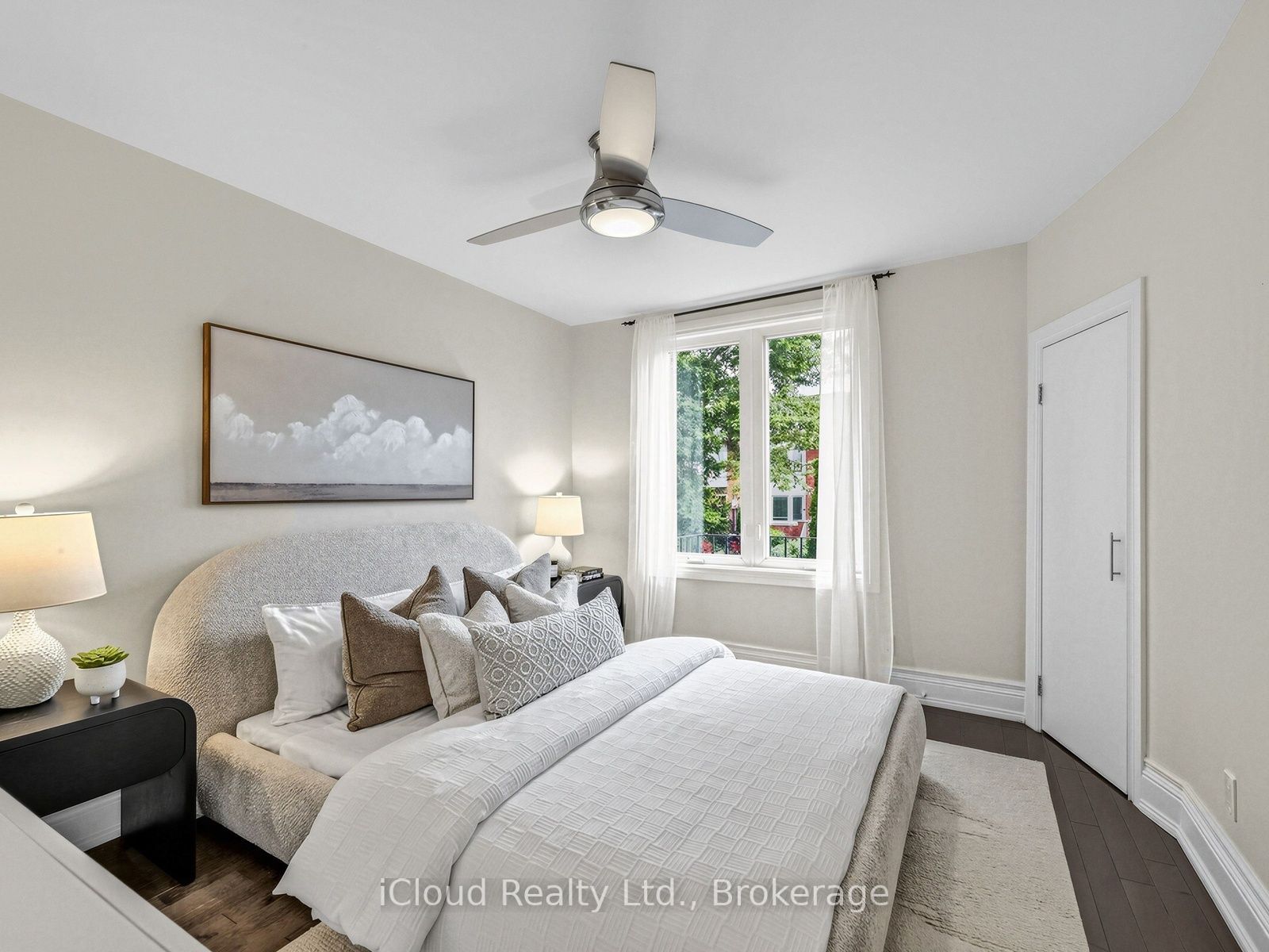 54 Arundel Avenue Property Photo 26