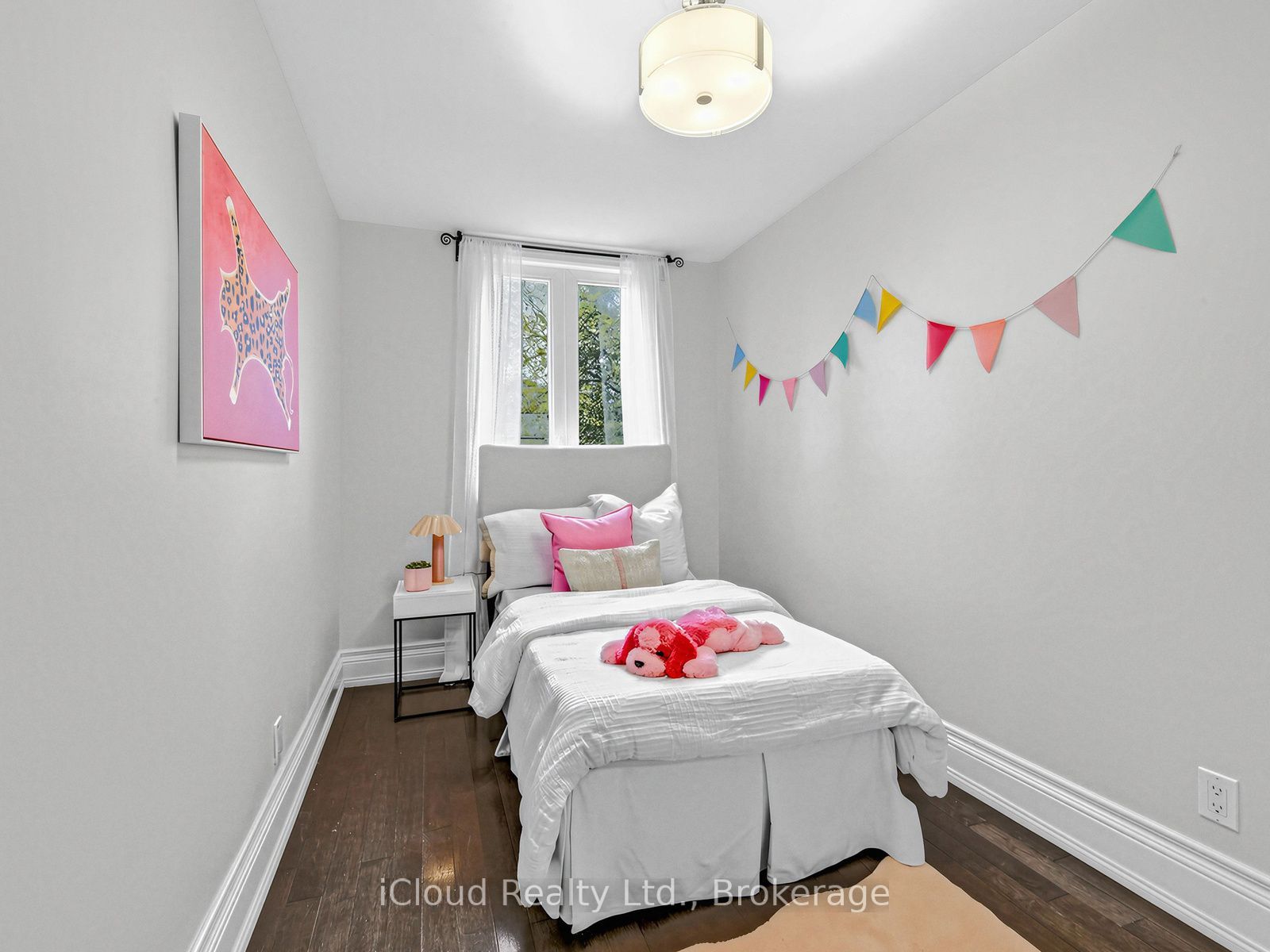 54 Arundel Avenue Property Photo 31