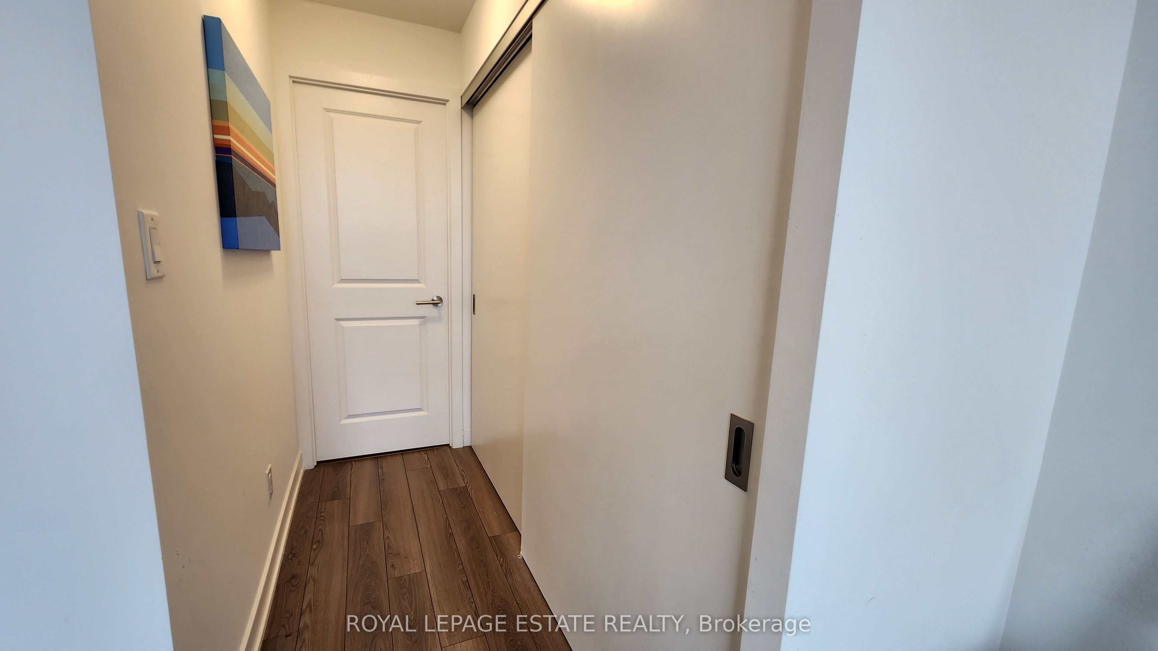 2799 Kingston Road 603 Property Photo 8