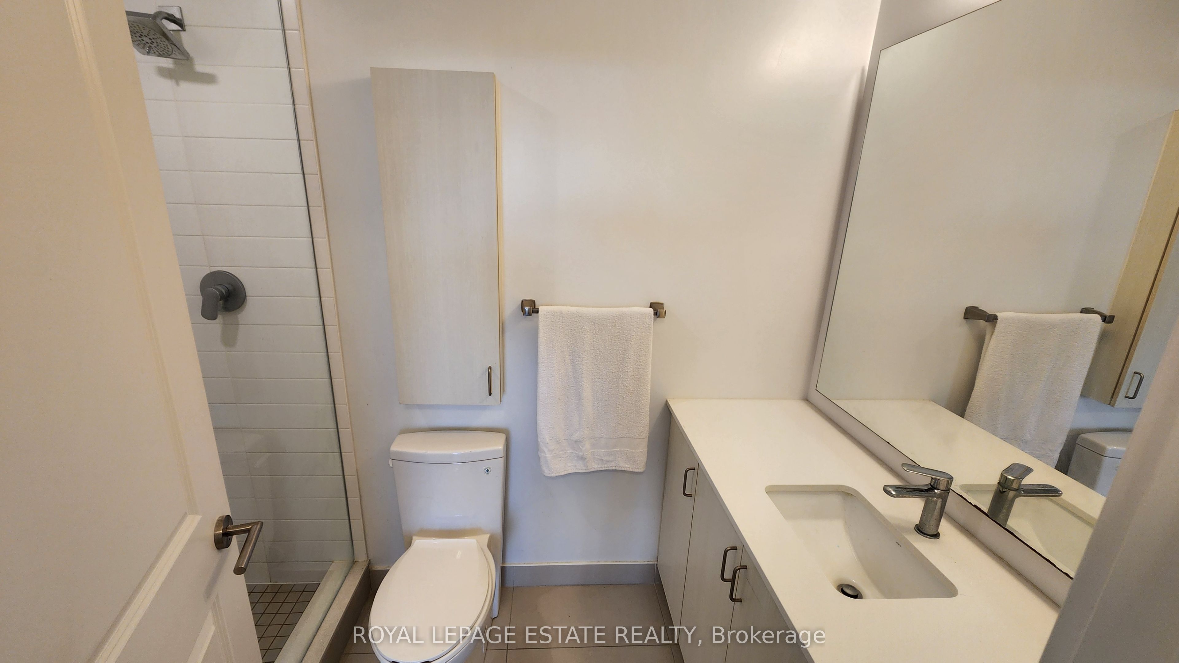 2799 Kingston Road 603 Property Photo 9