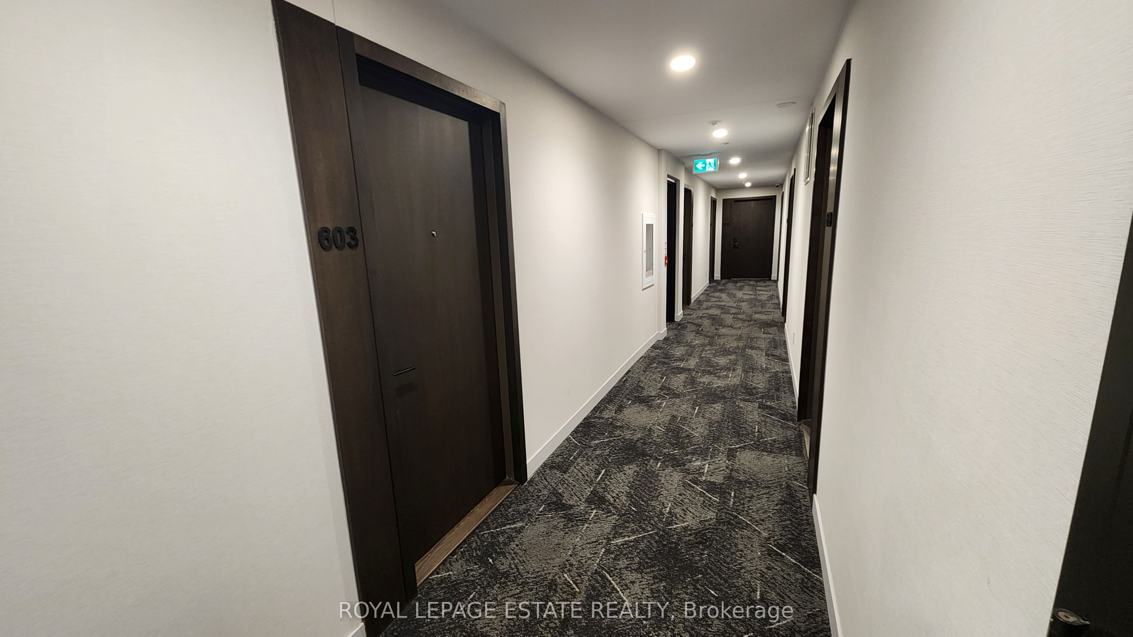 2799 Kingston Road 603 Property Photo 14