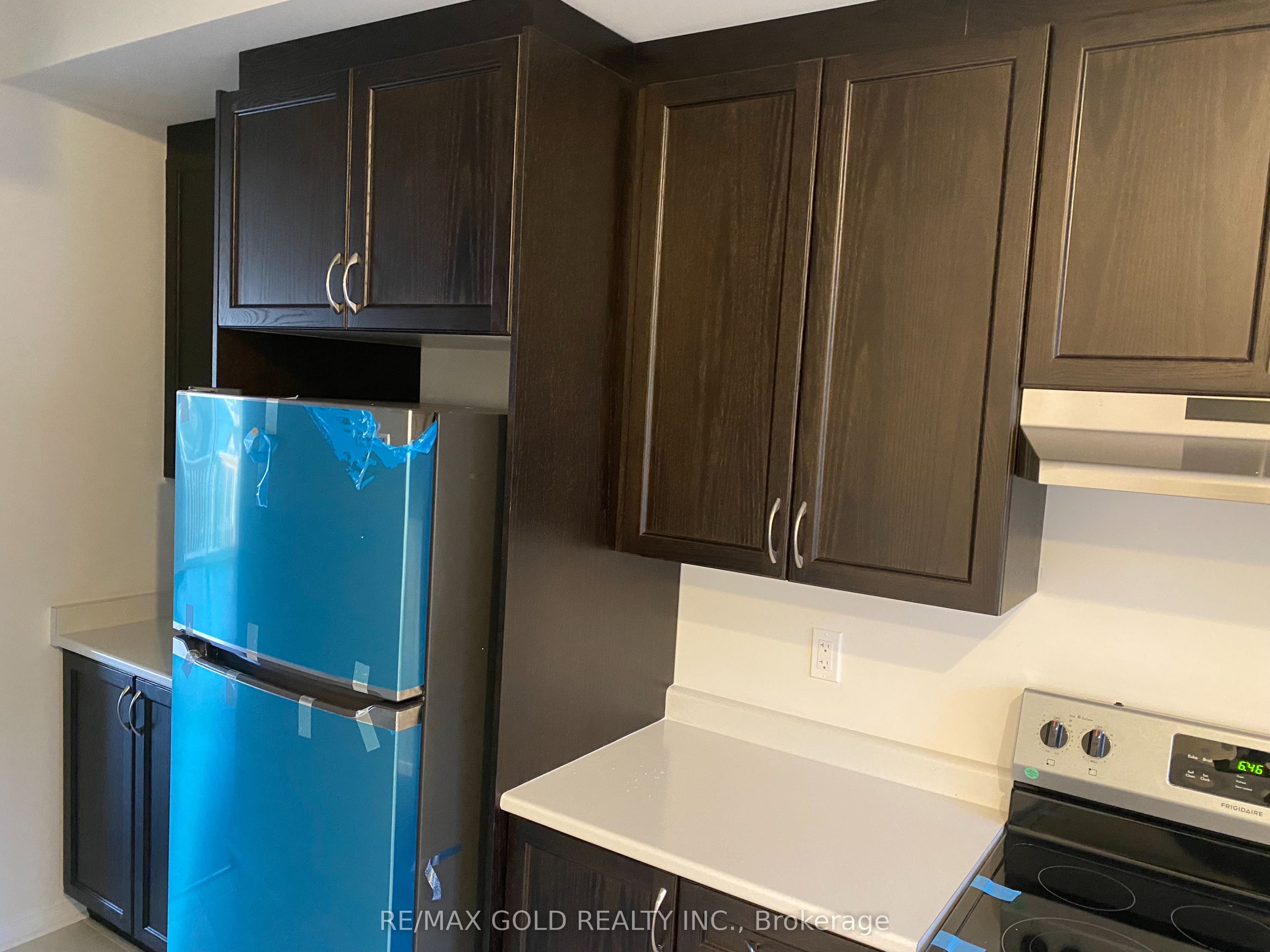 829 Atwater Path Property Photo 4