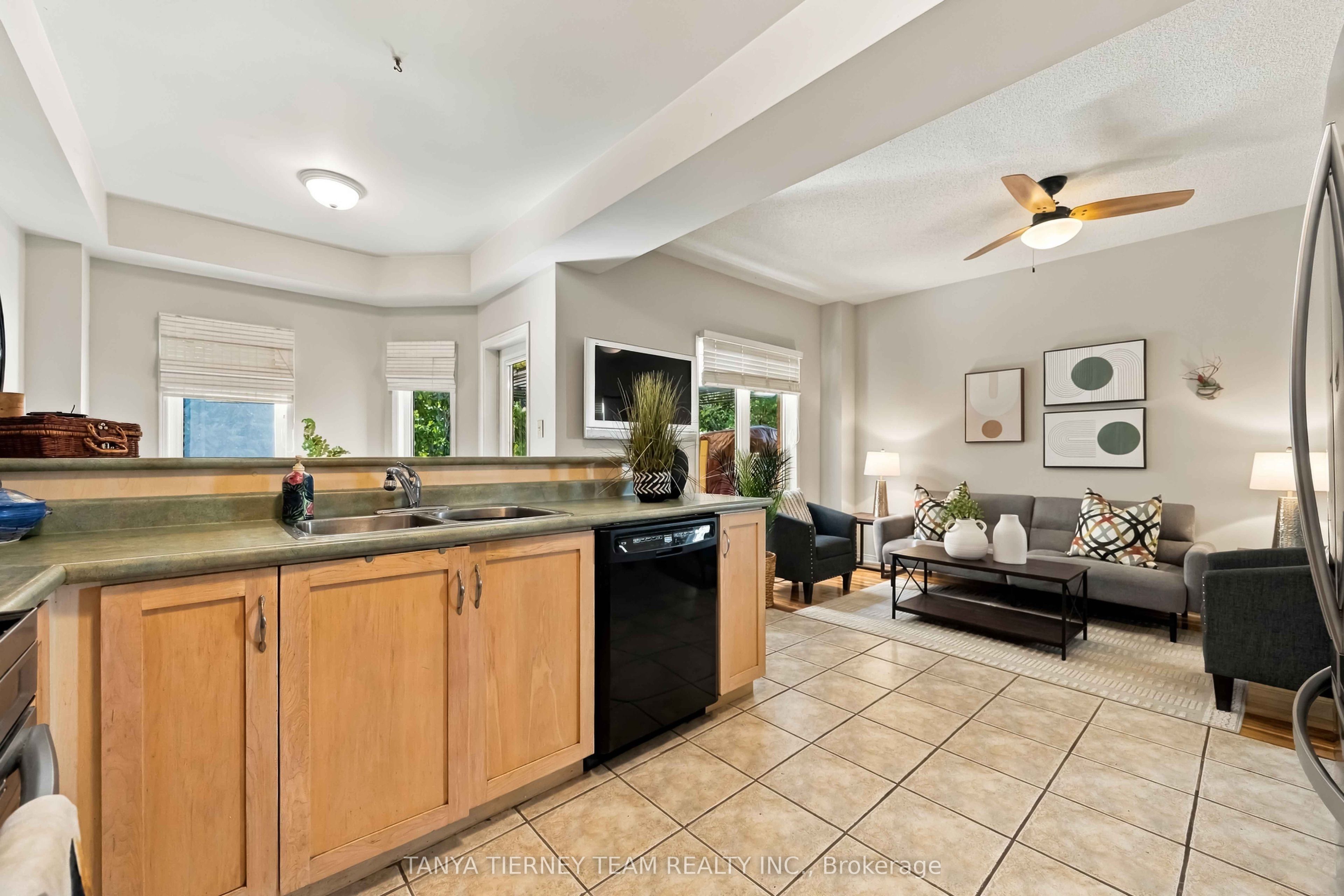 228 Shadow Place Property Photo 21