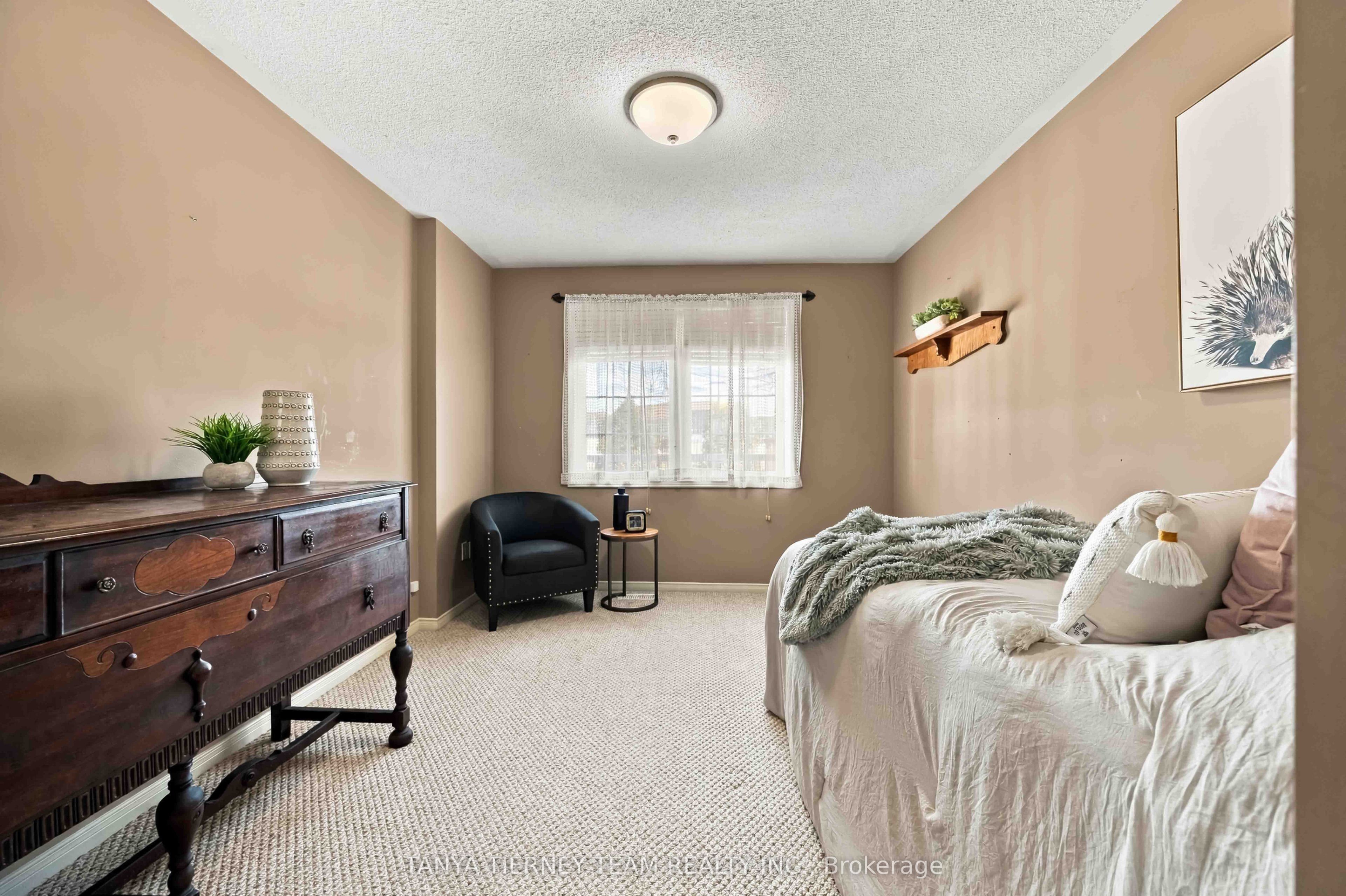 228 Shadow Place Property Photo 30