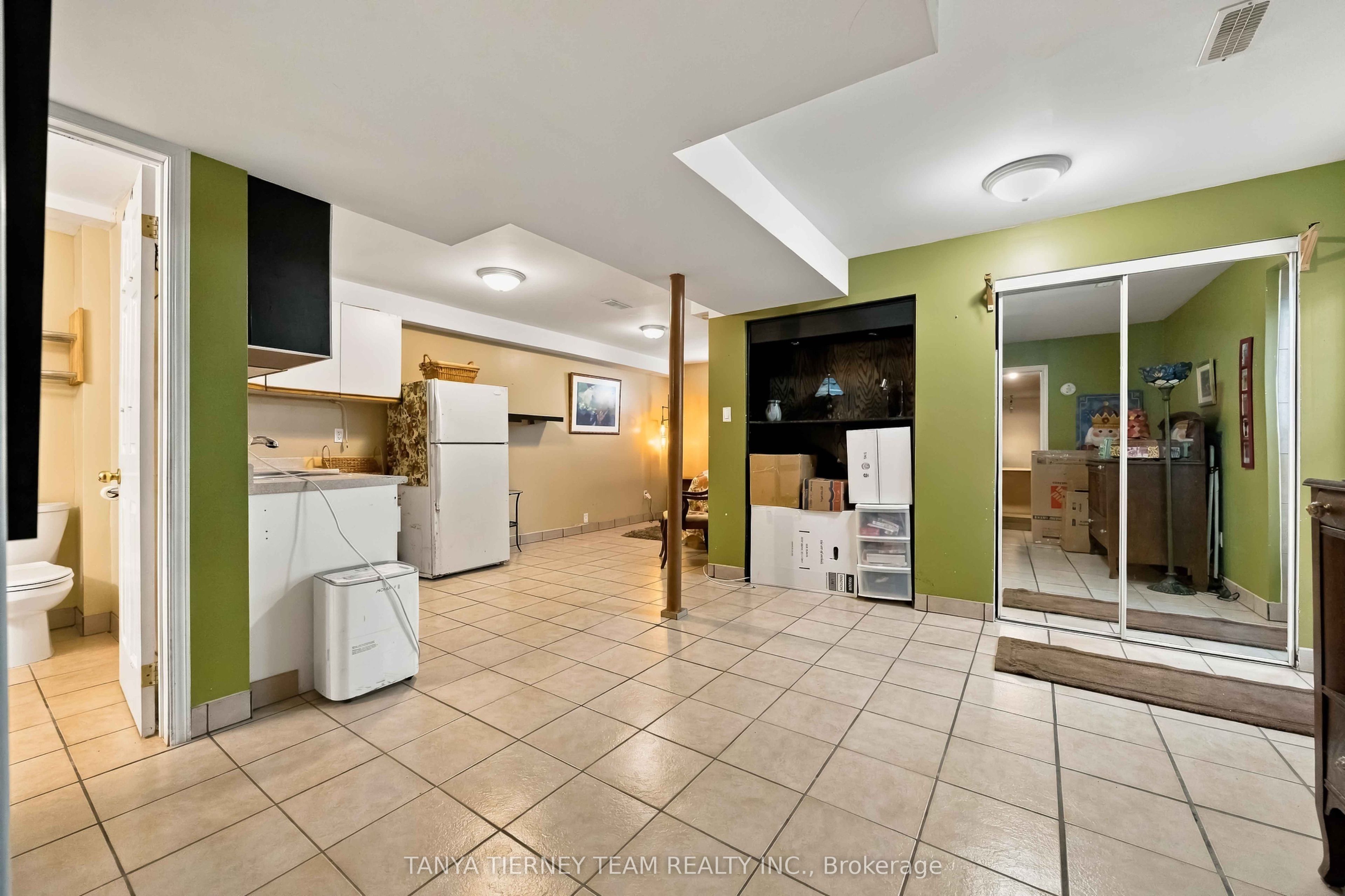 228 Shadow Place Property Photo 33