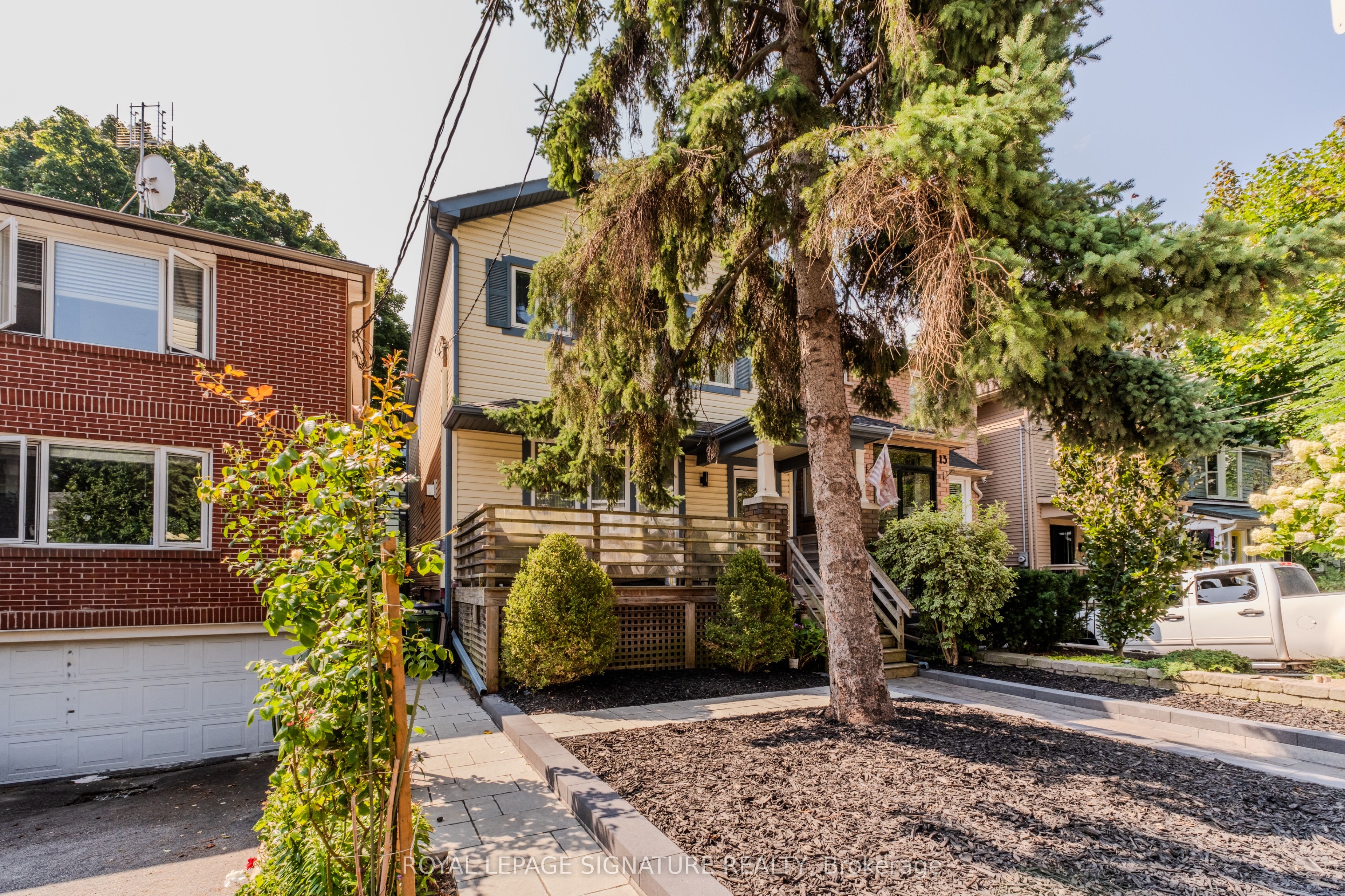 15 Battenberg Avenue Property Photo 3