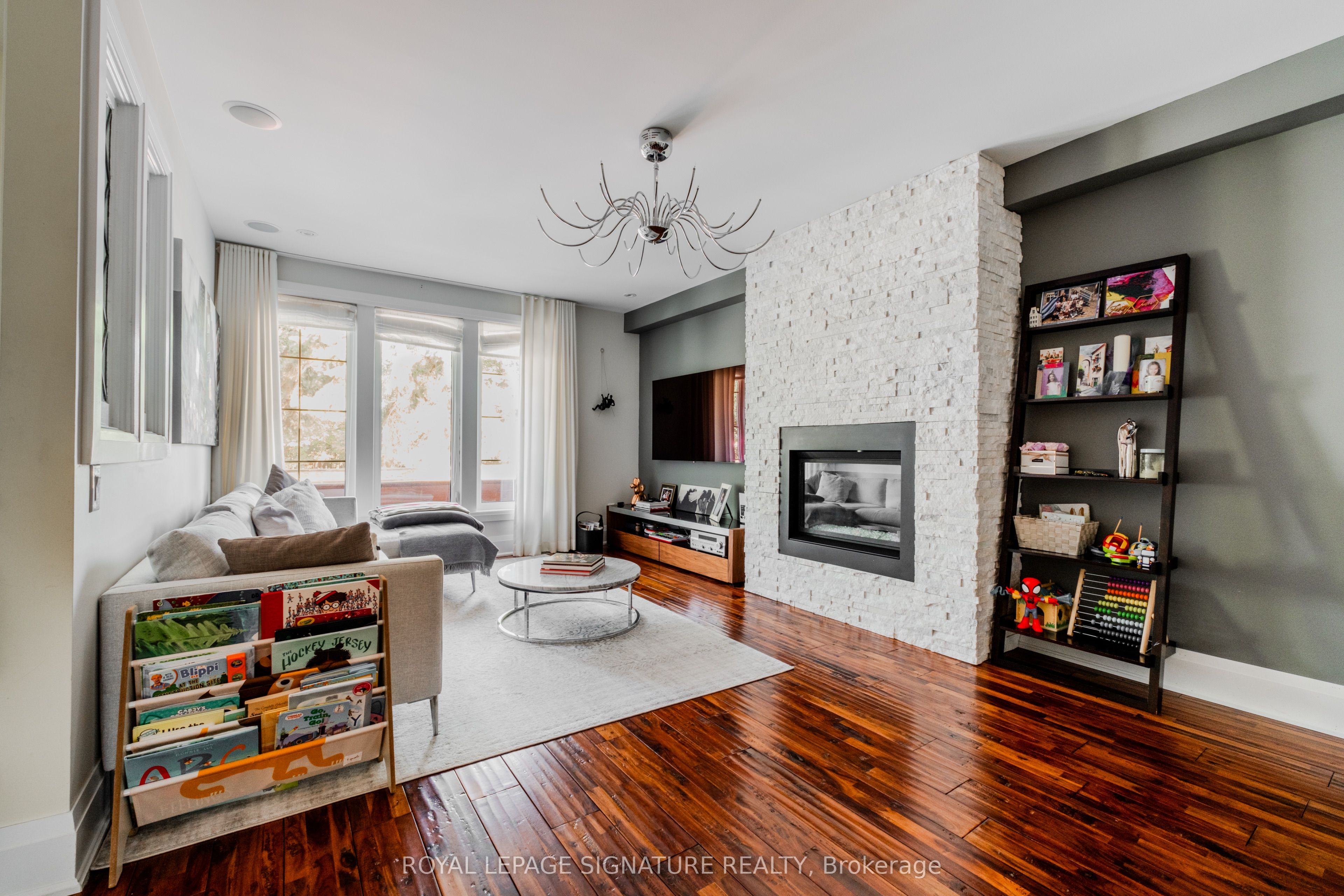 15 Battenberg Avenue Property Photo 7