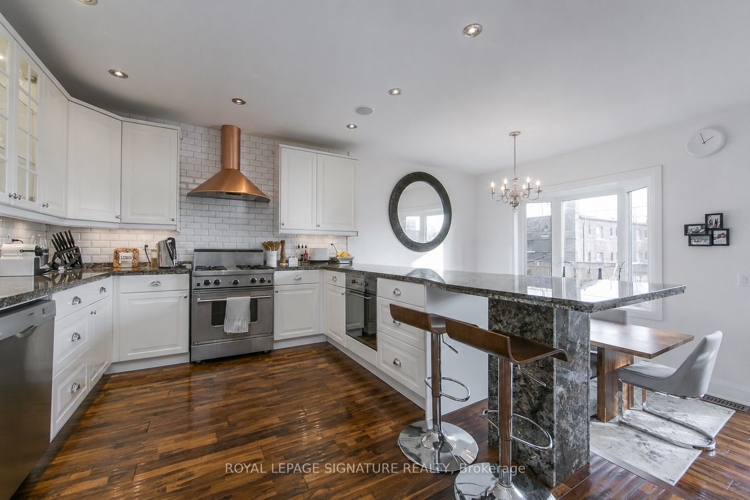 15 Battenberg Avenue Property Photo 9