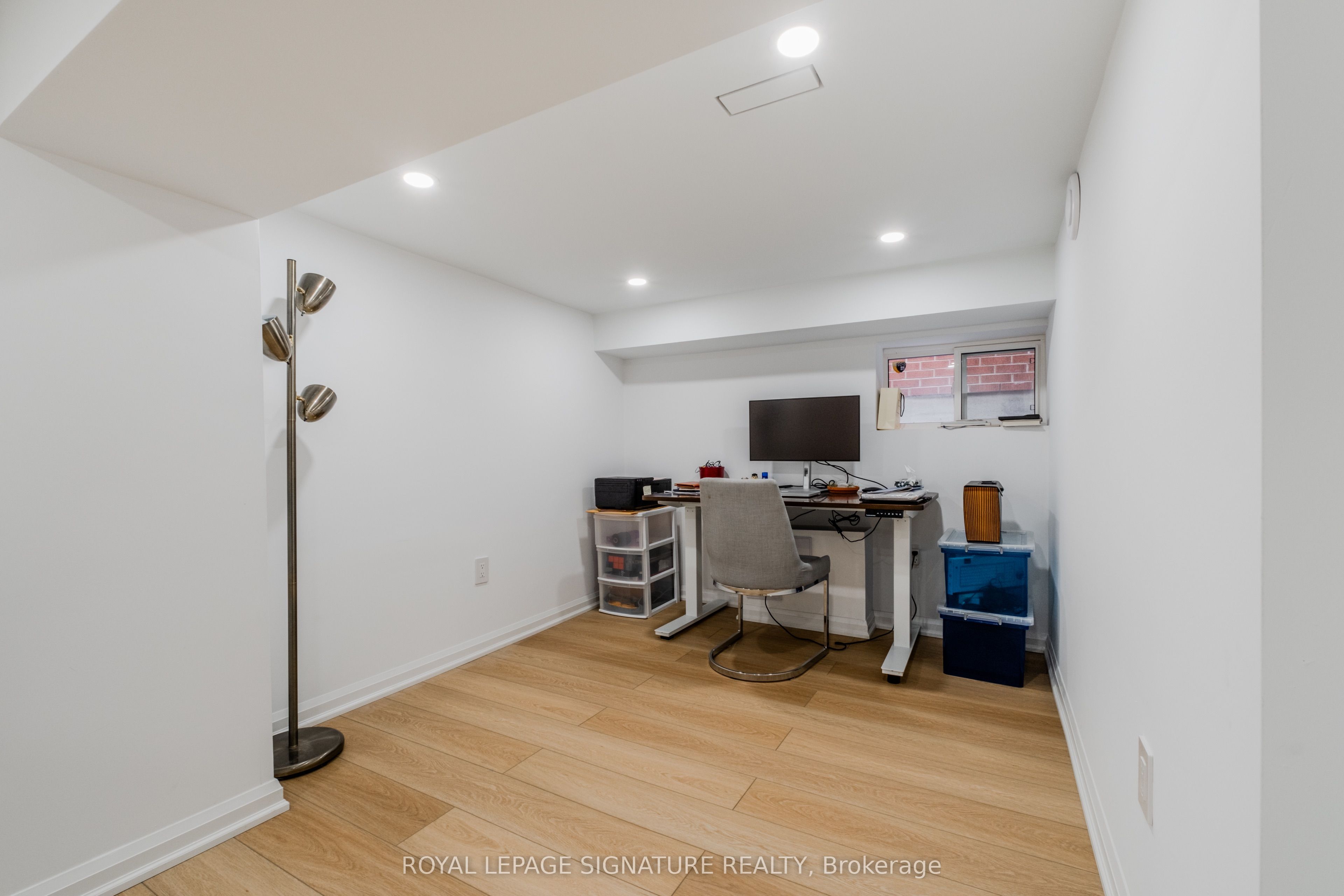 15 Battenberg Avenue Property Photo 20