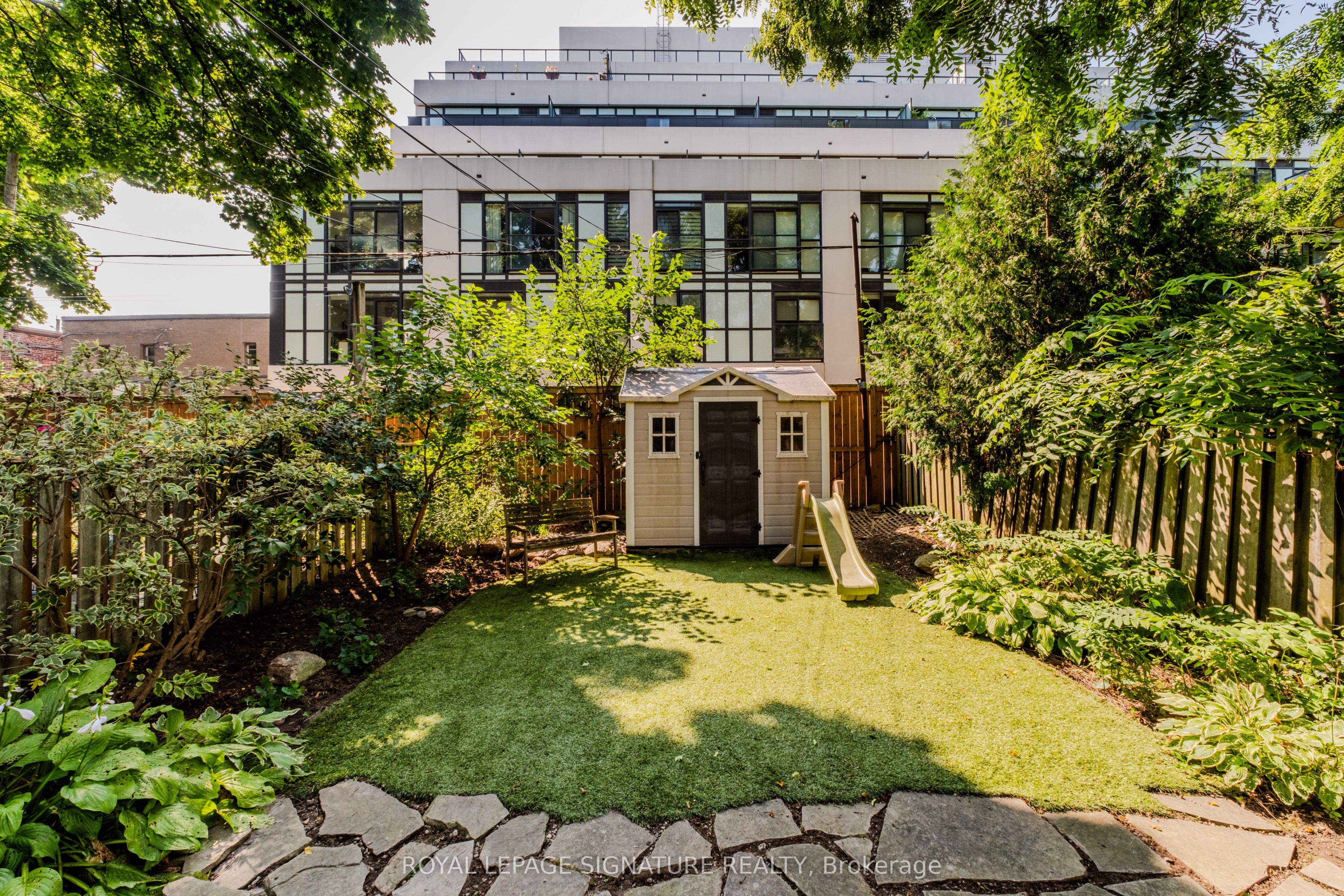 15 Battenberg Avenue Property Photo 24