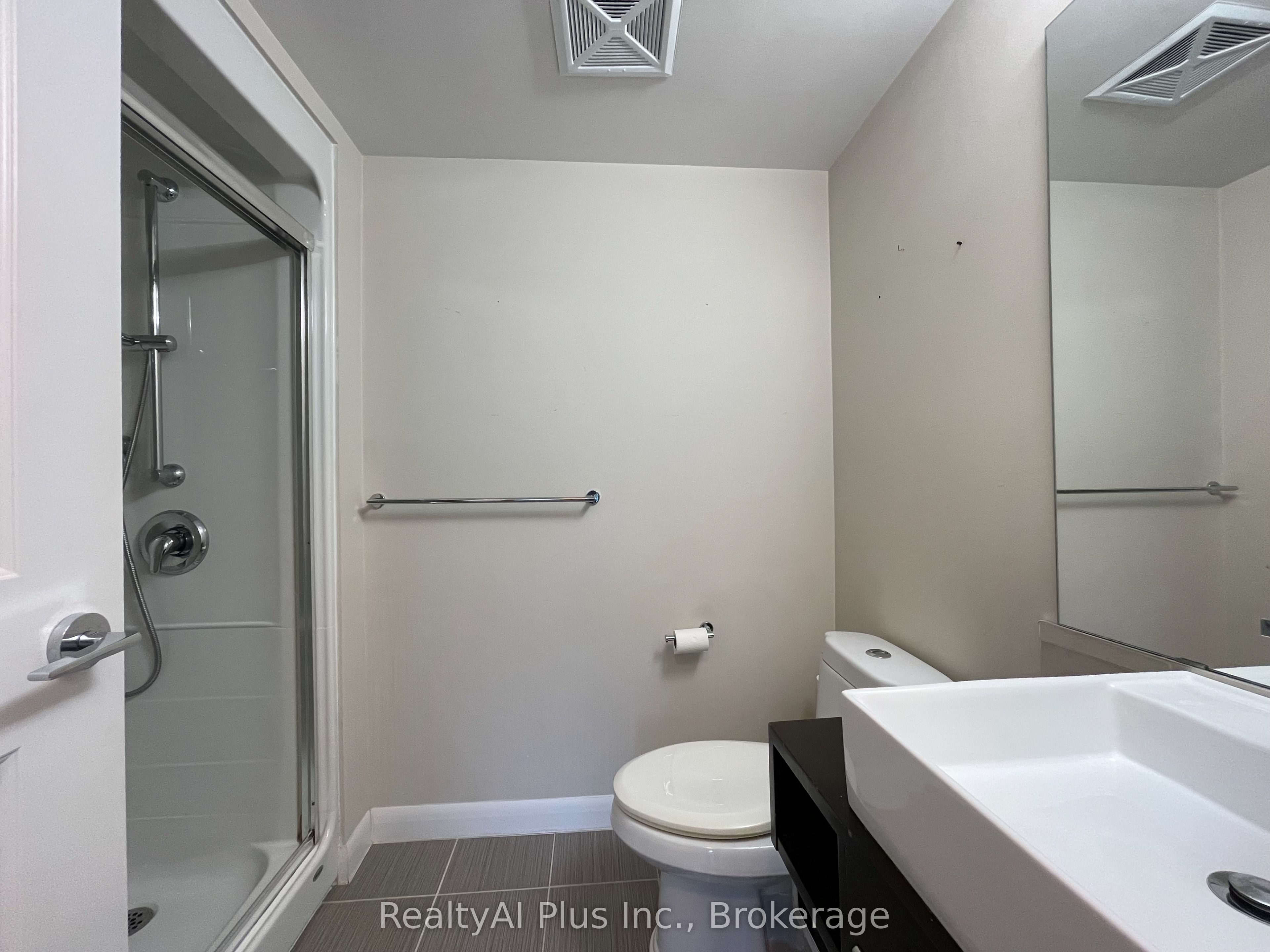 190 Borough Drive 805 Property Photo 16