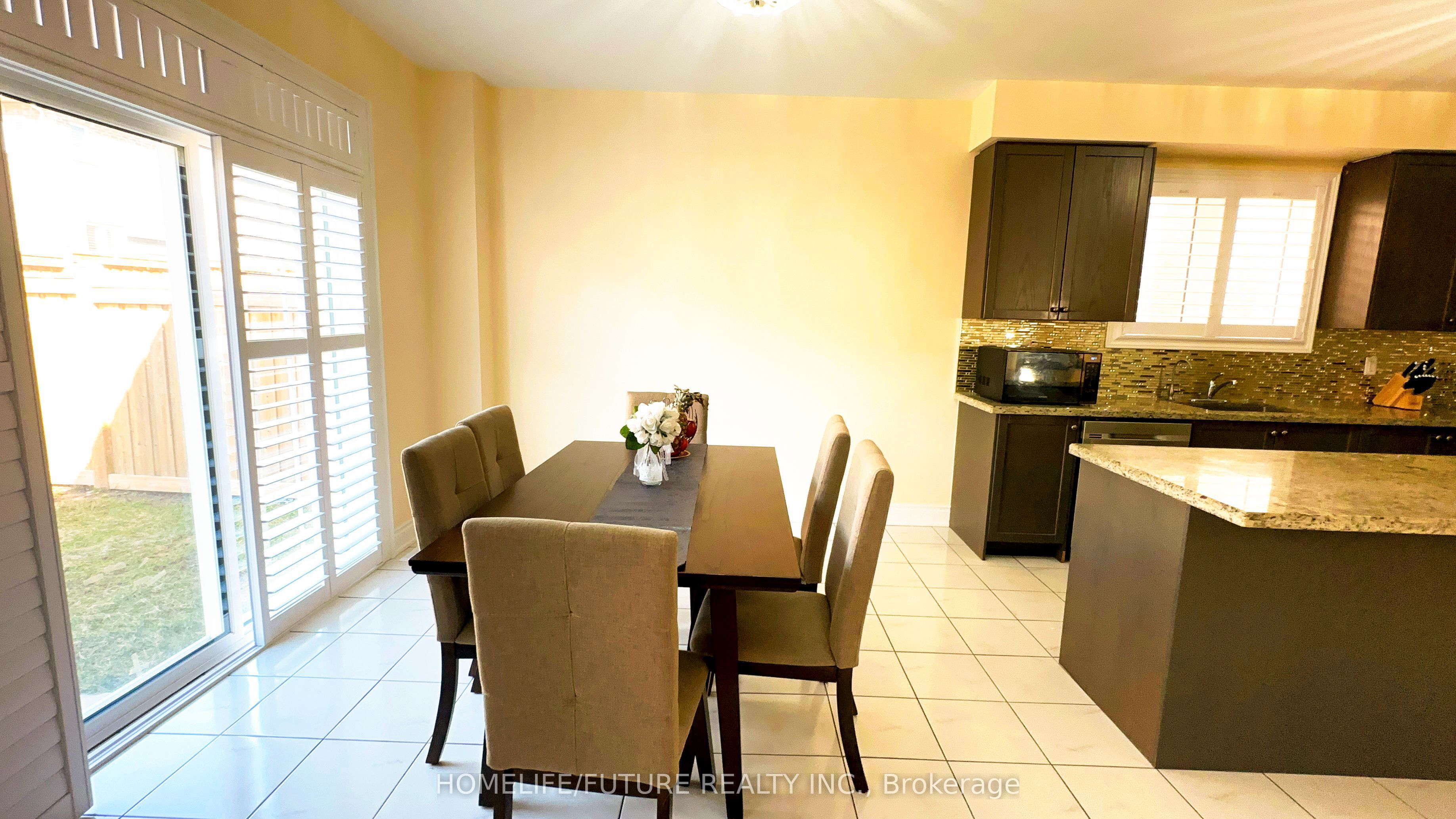 983 Wrenwood Drive Property Photo 14