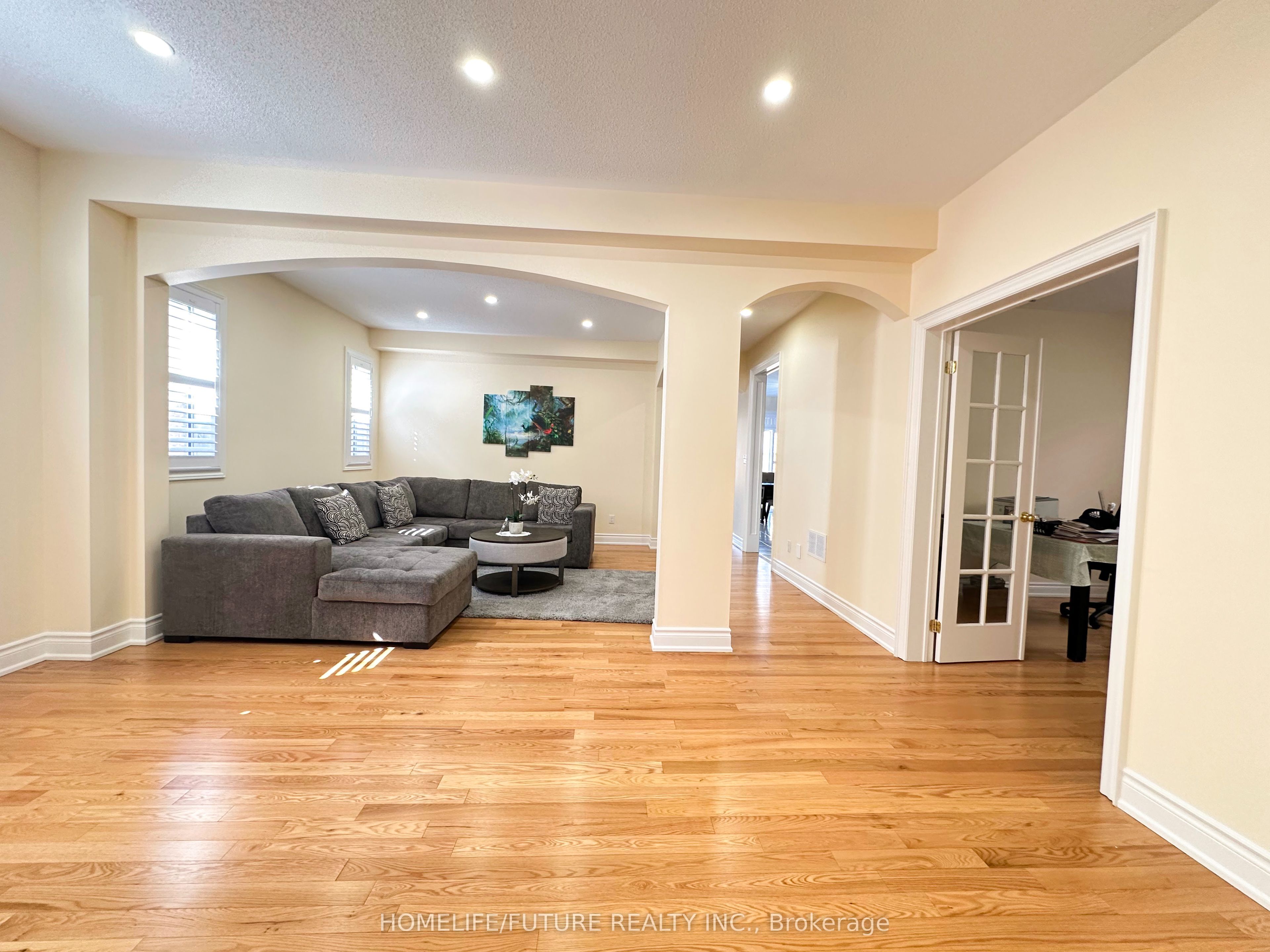 983 Wrenwood Drive Property Photo 17