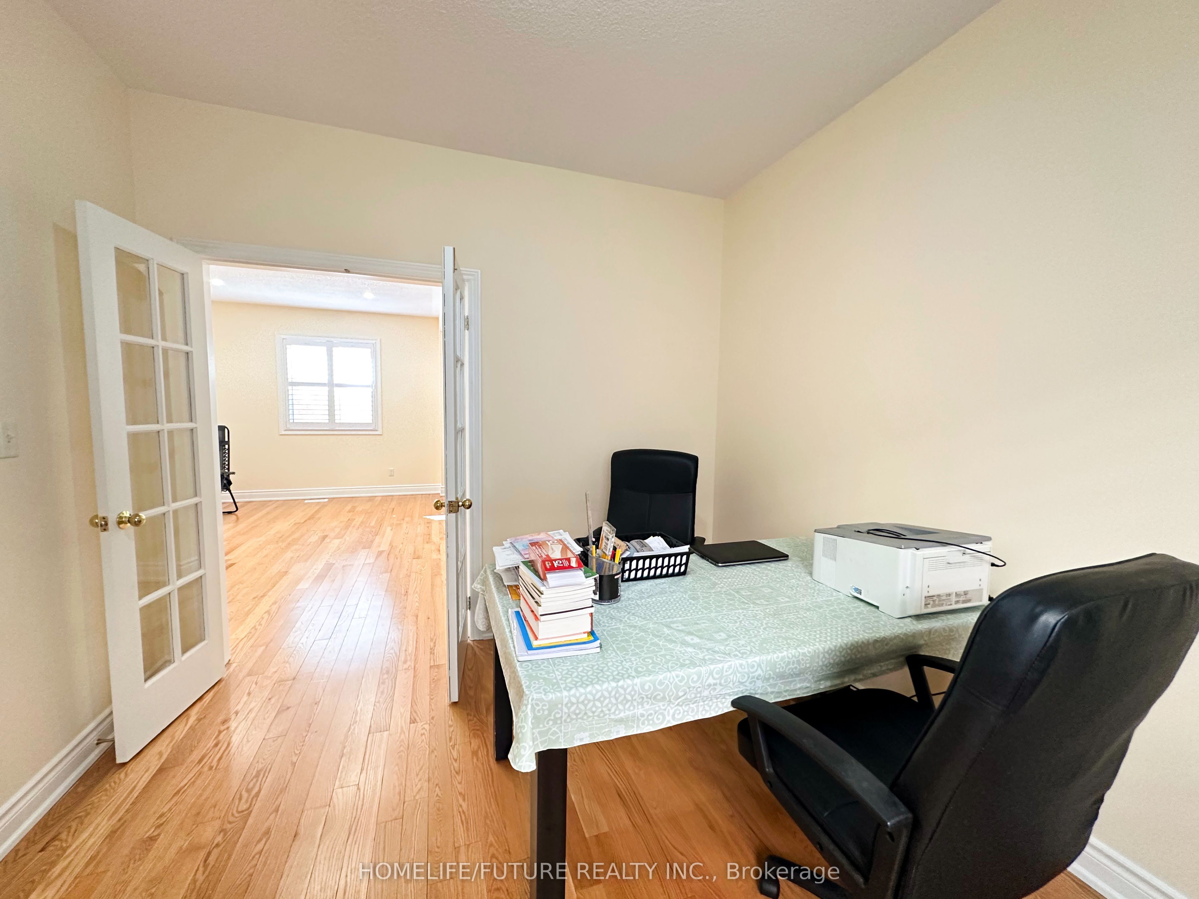 983 Wrenwood Drive Property Photo 18